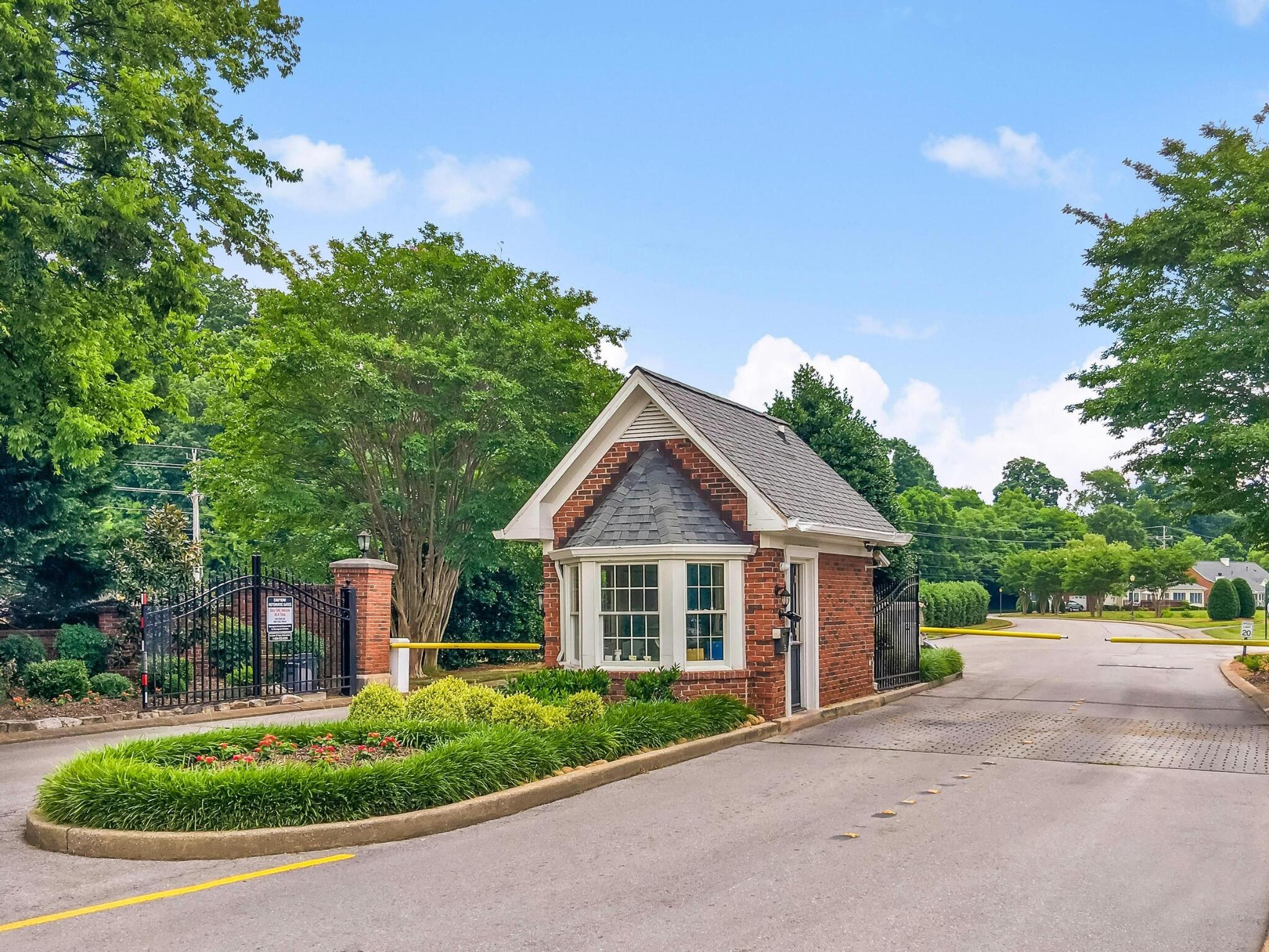 1005 Northbridge Lane