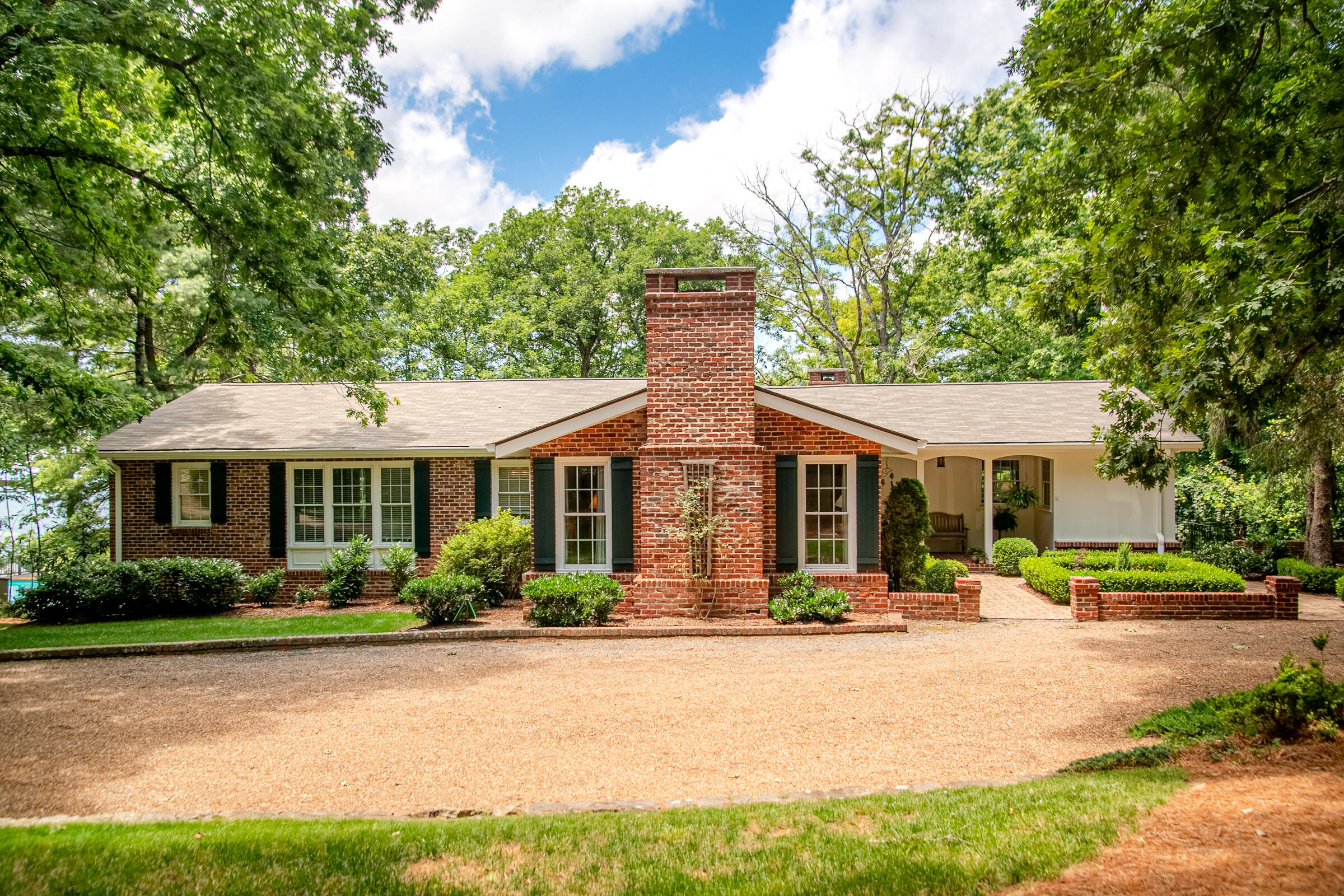 1008 Fort Stephenson Terrace