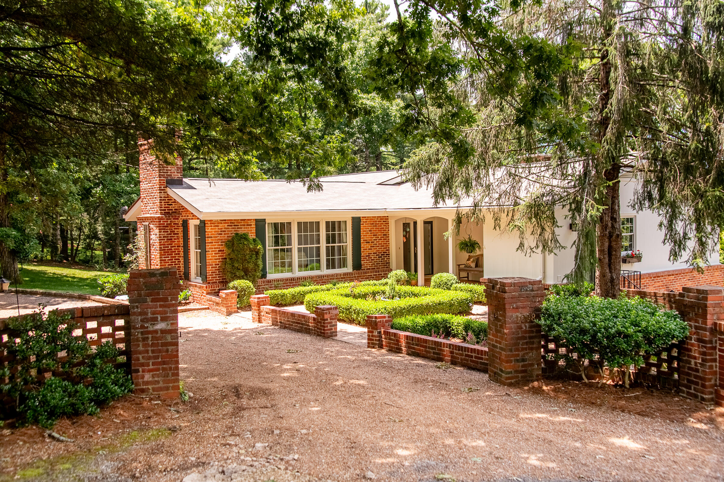 1008 Fort Stephenson Terrace