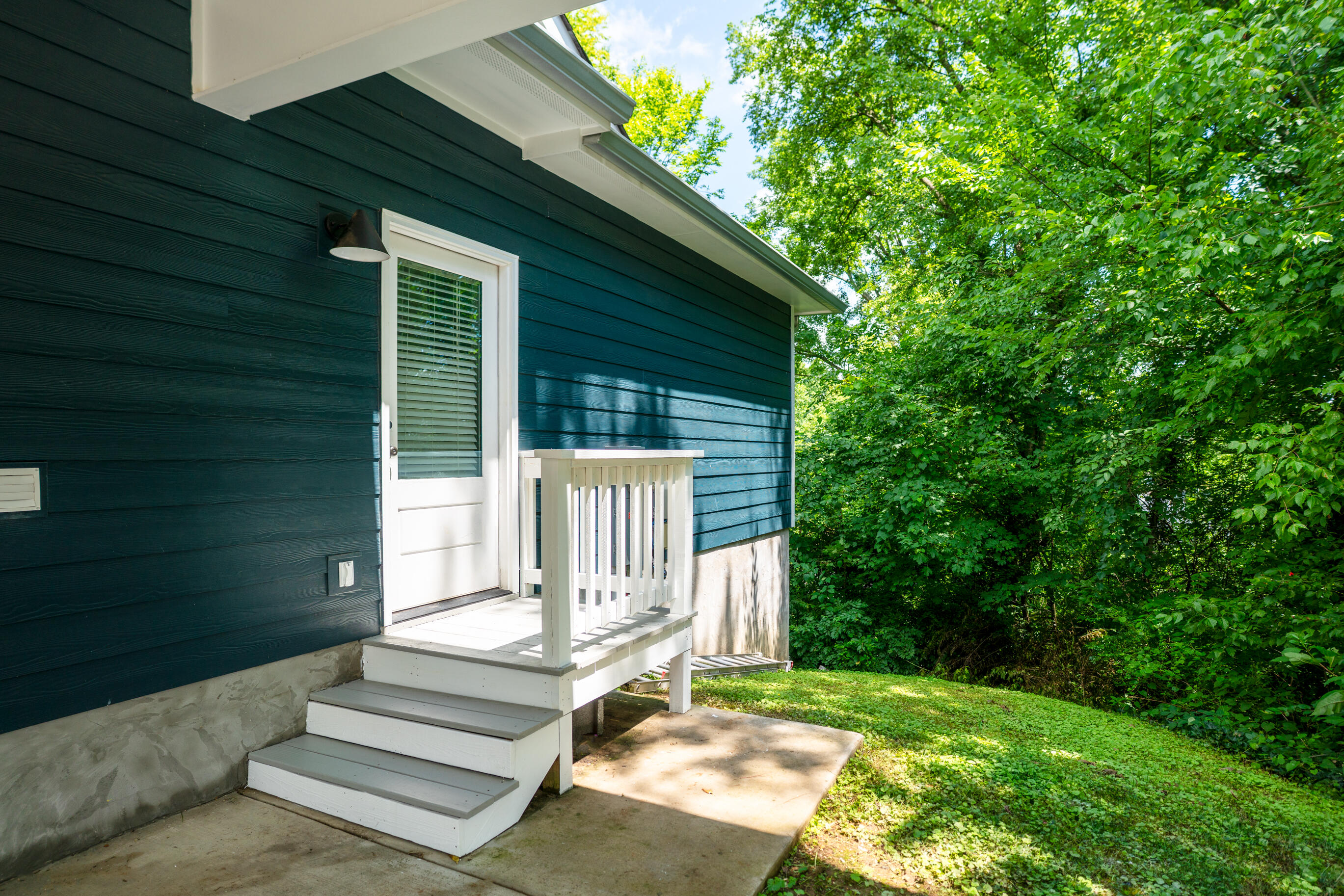 217 Vreeland Street