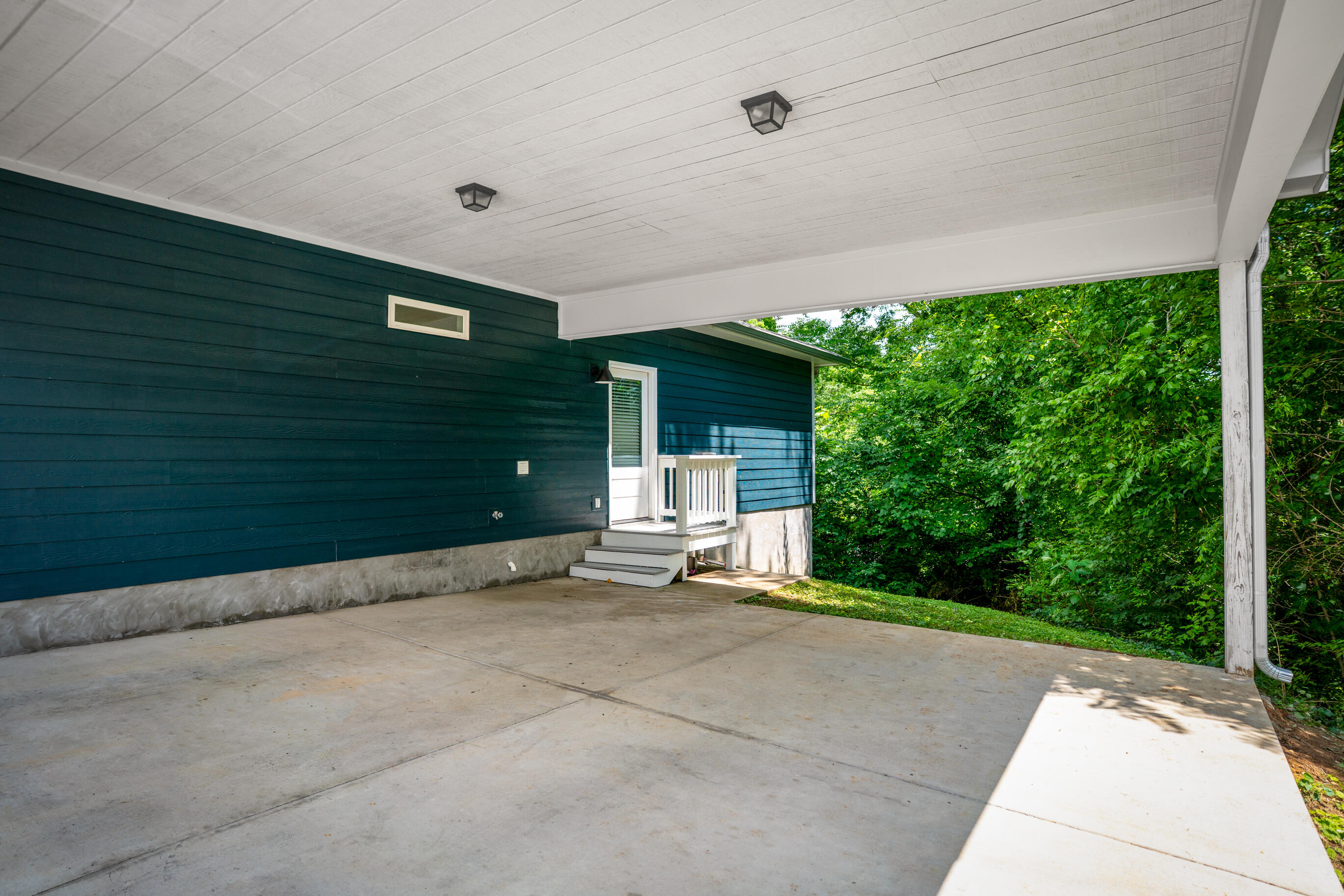 217 Vreeland Street