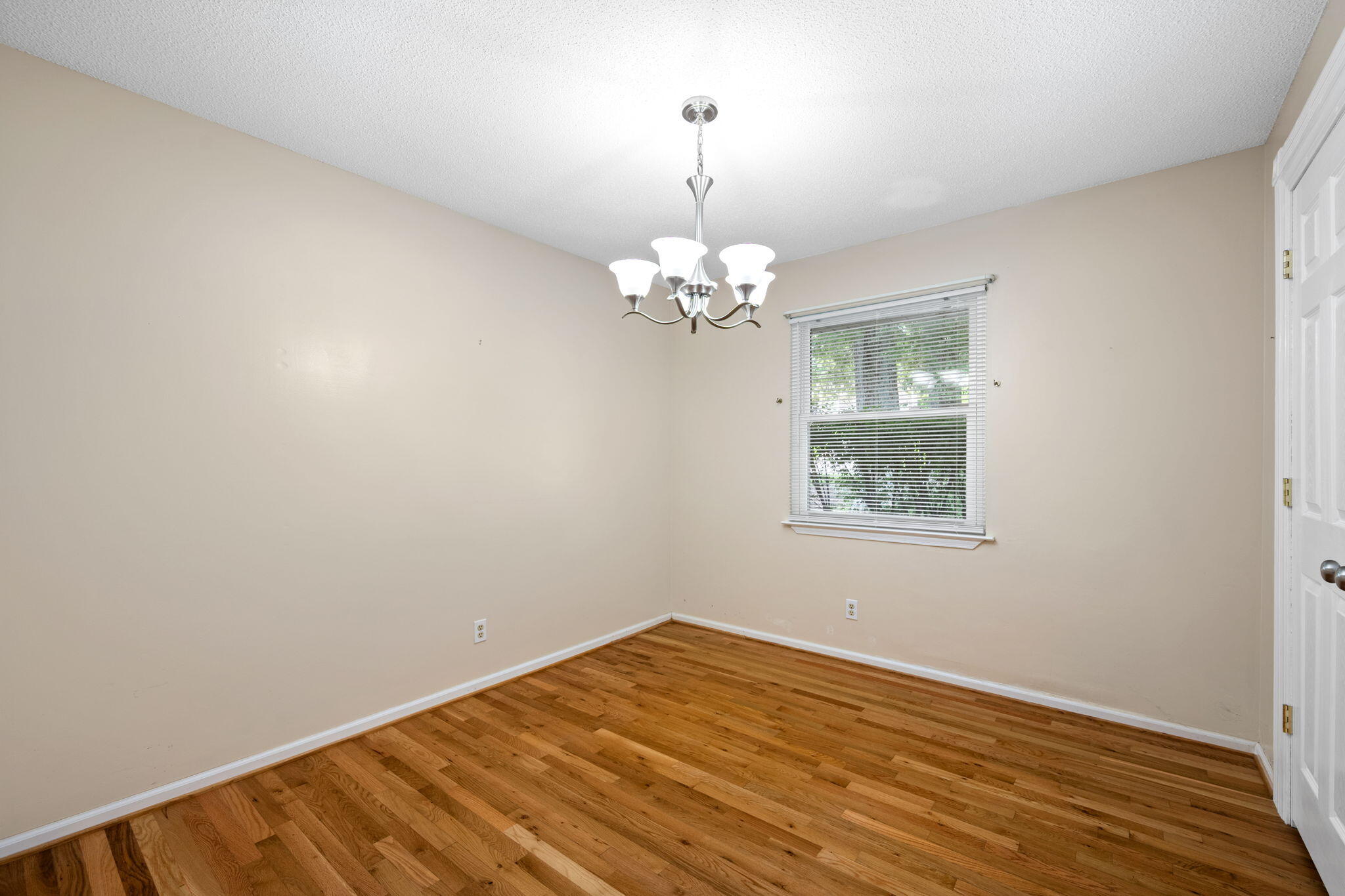 1636 Wendy Circle