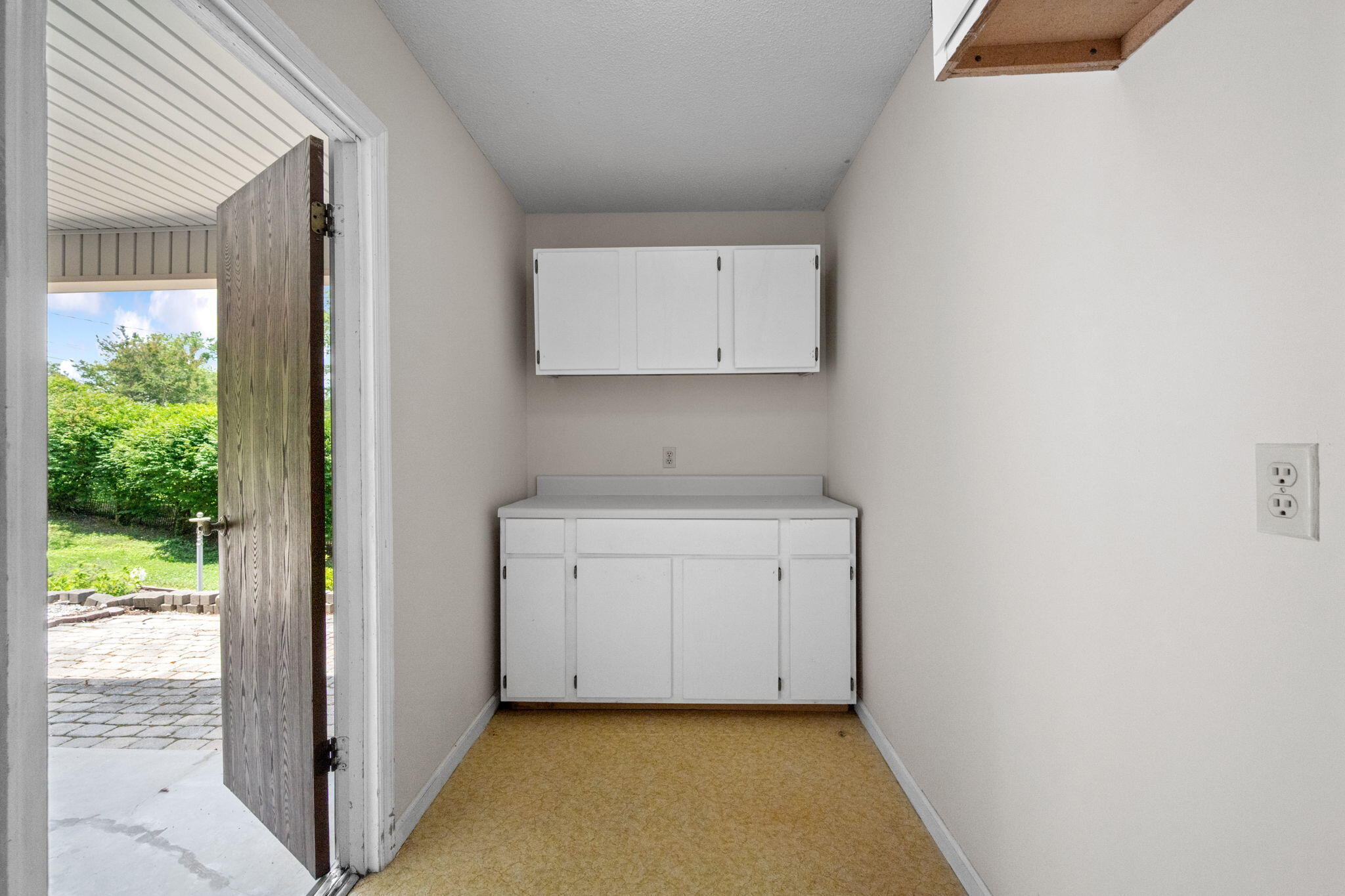 1636 Wendy Circle