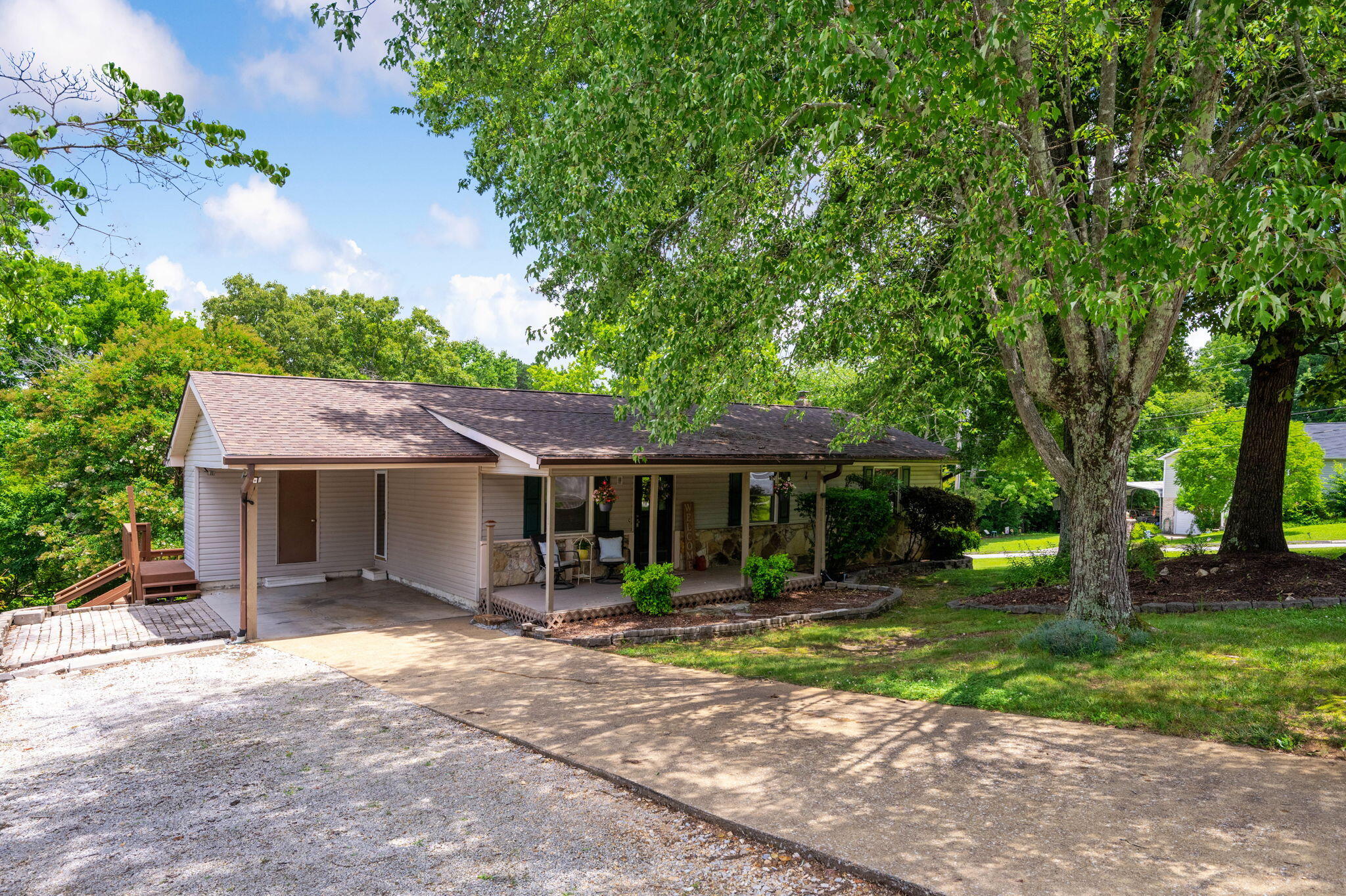 1636 Wendy Circle