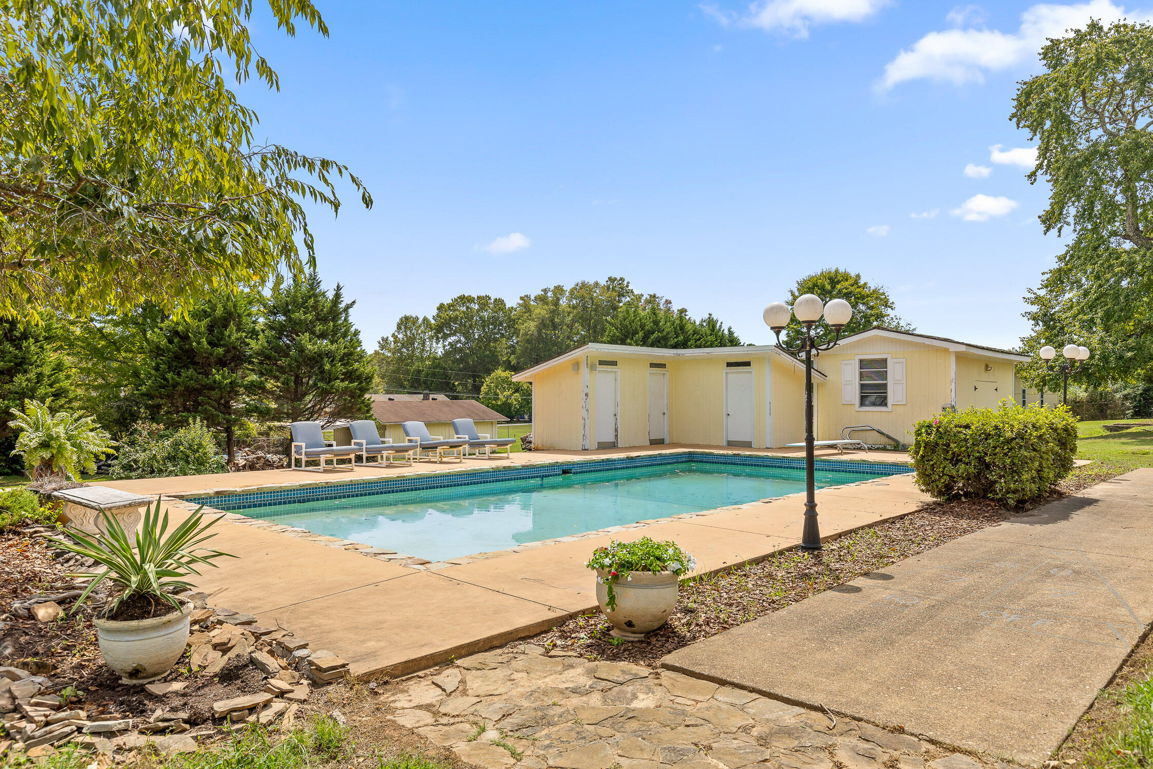 9245 Sunny Shore Lane