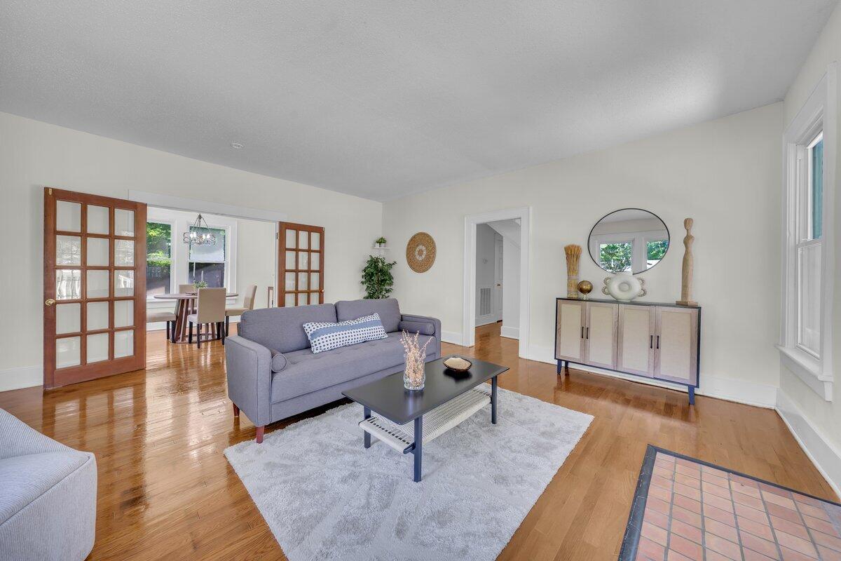 832 Fairmount Avenue