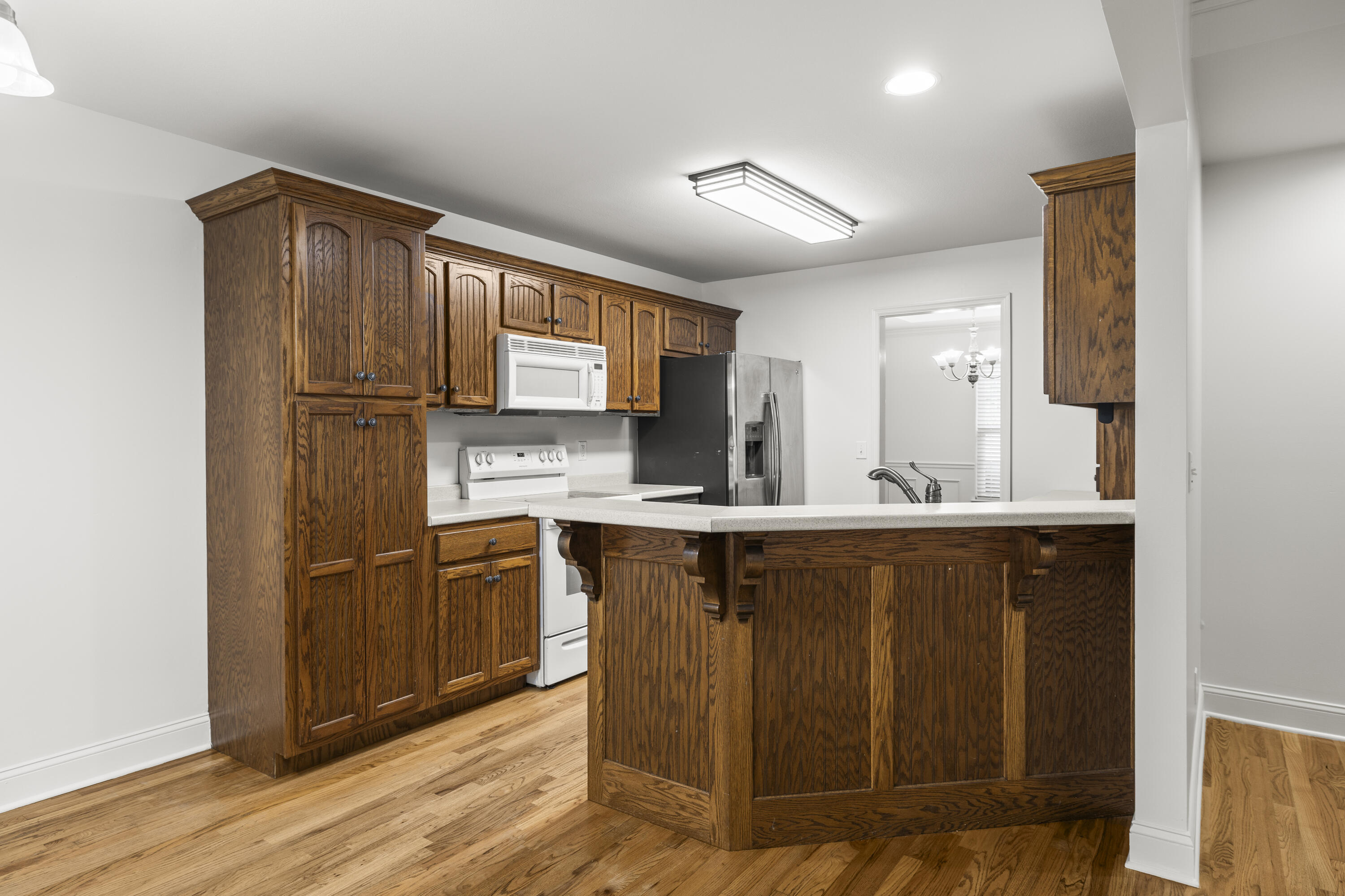 9108 Broad Leaf Lane