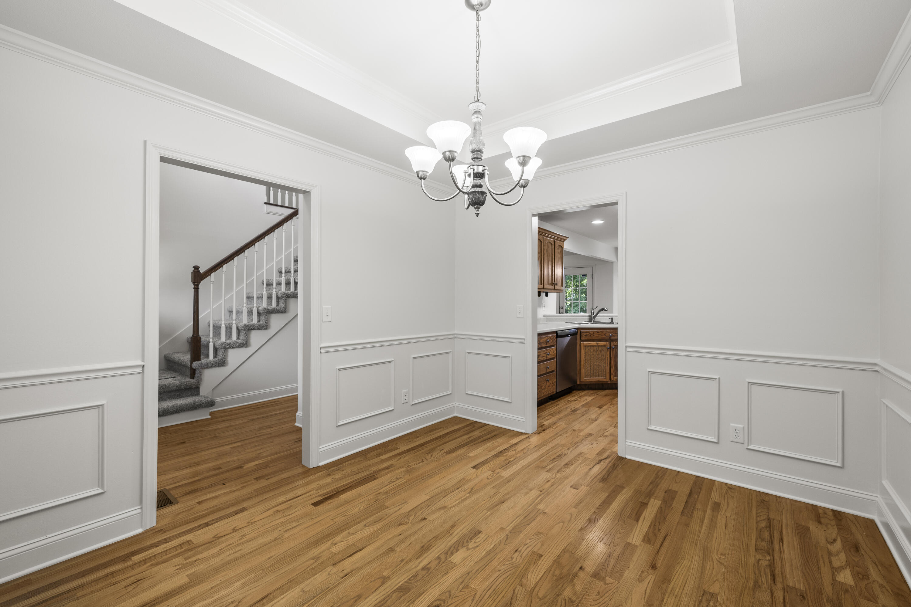 9108 Broad Leaf Lane
