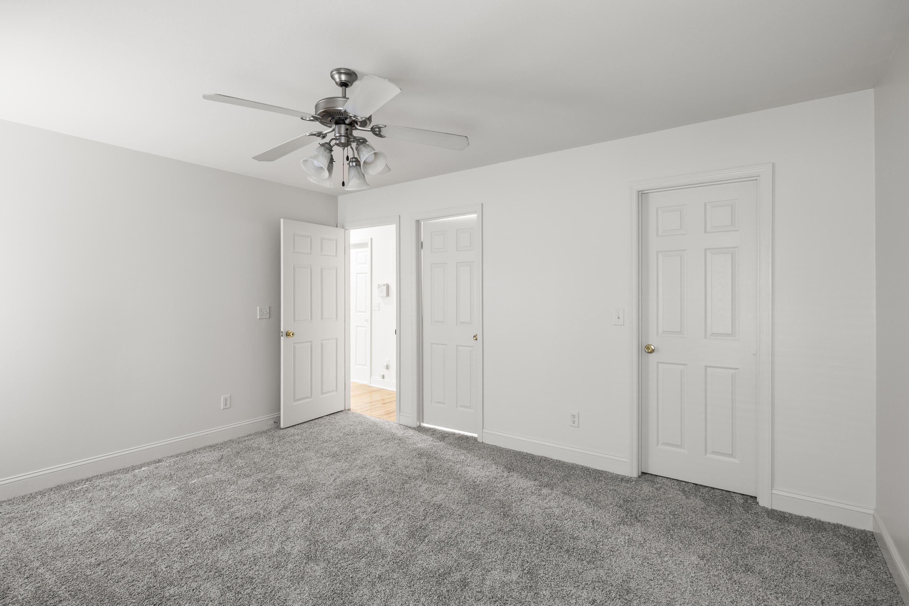 9108 Broad Leaf Lane