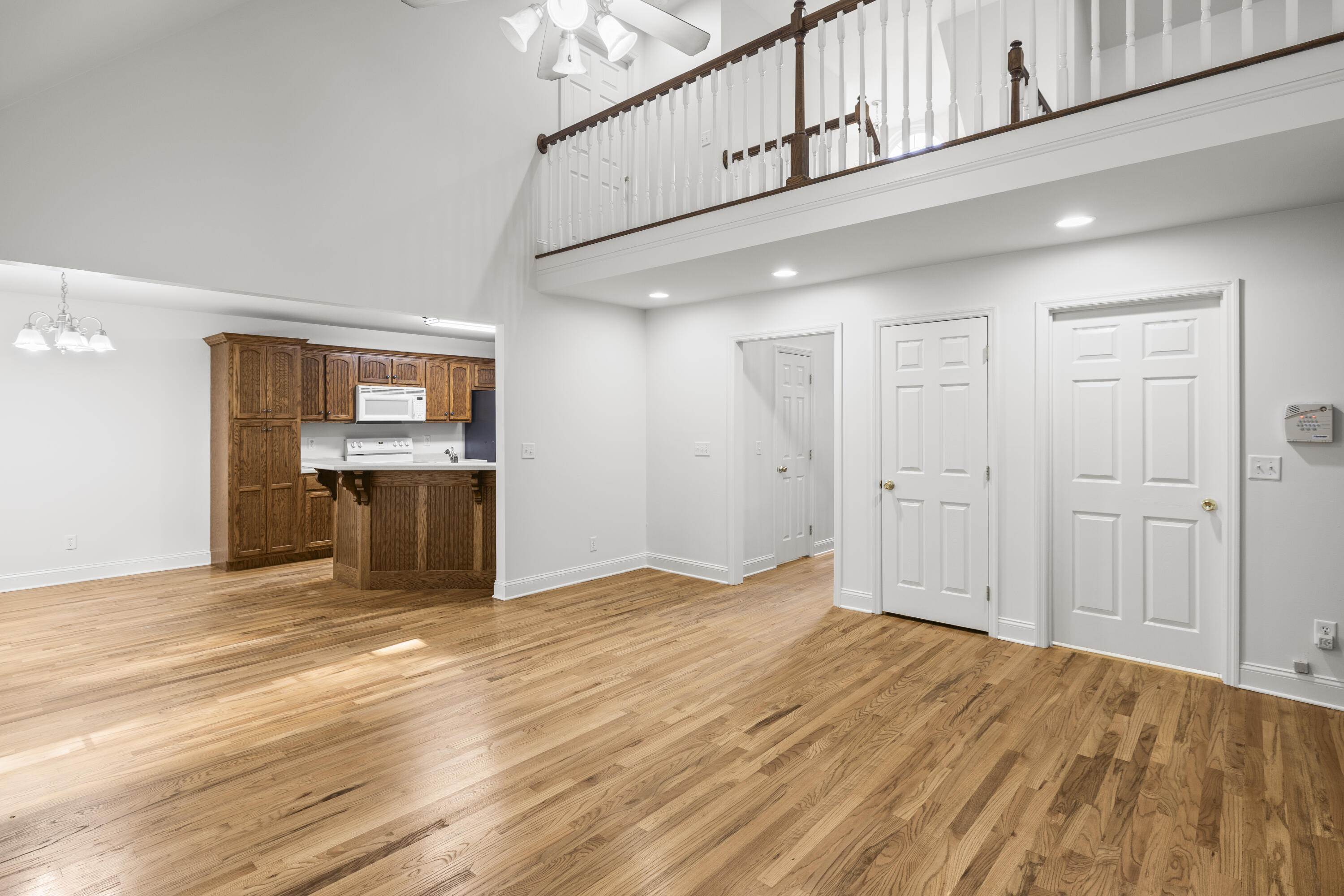 9108 Broad Leaf Lane
