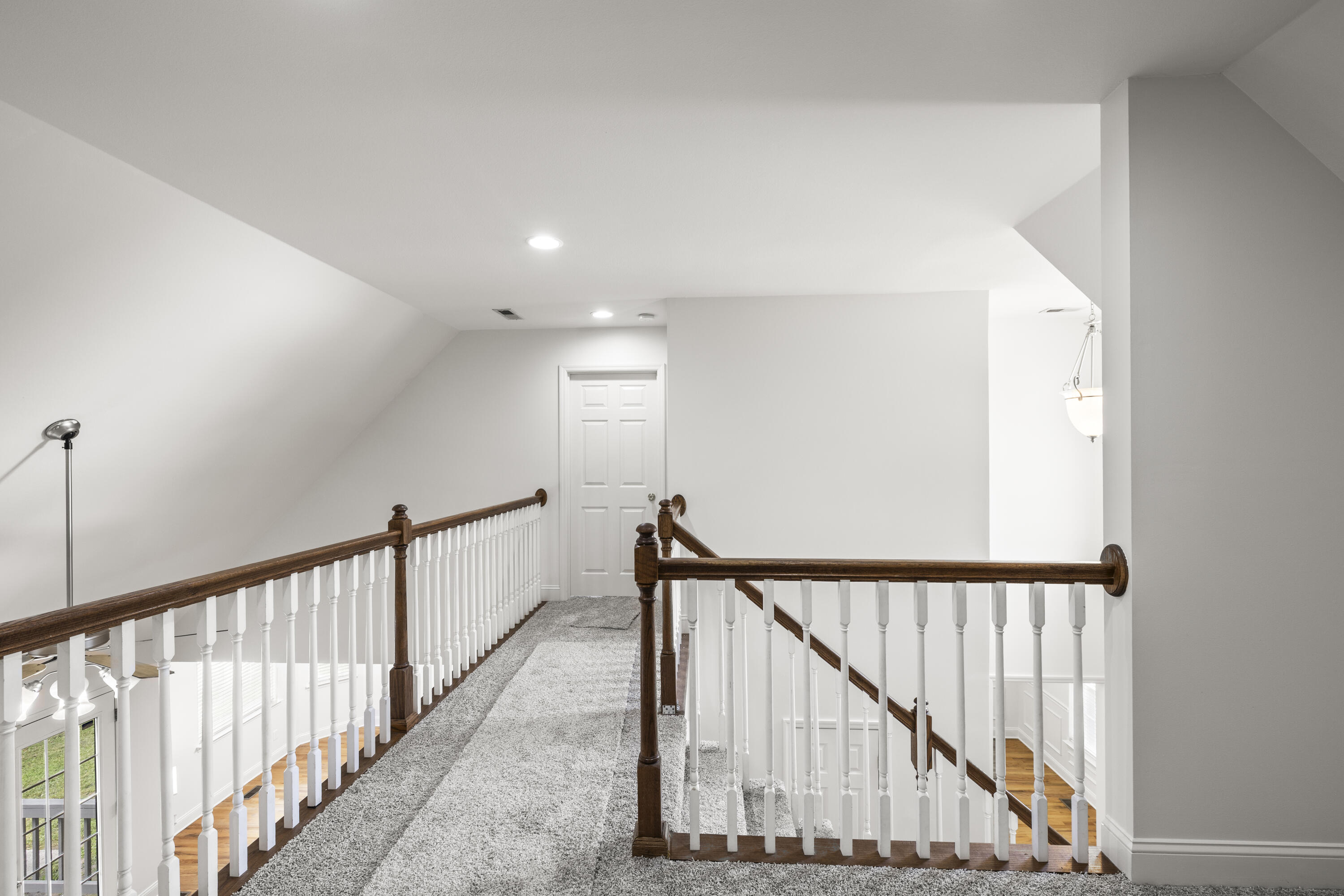 9108 Broad Leaf Lane