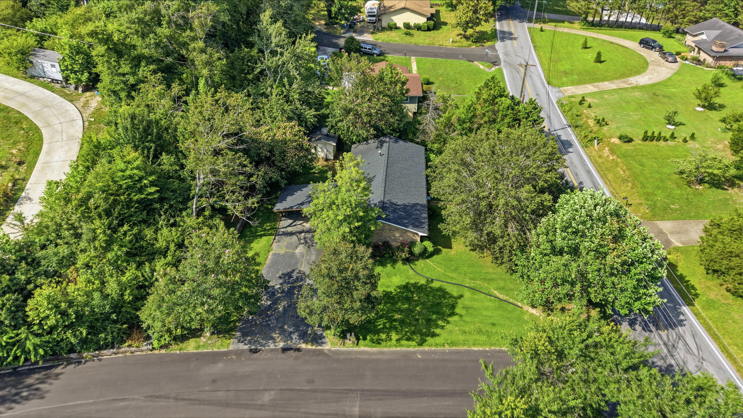 9121 N Hickory Valley Road
