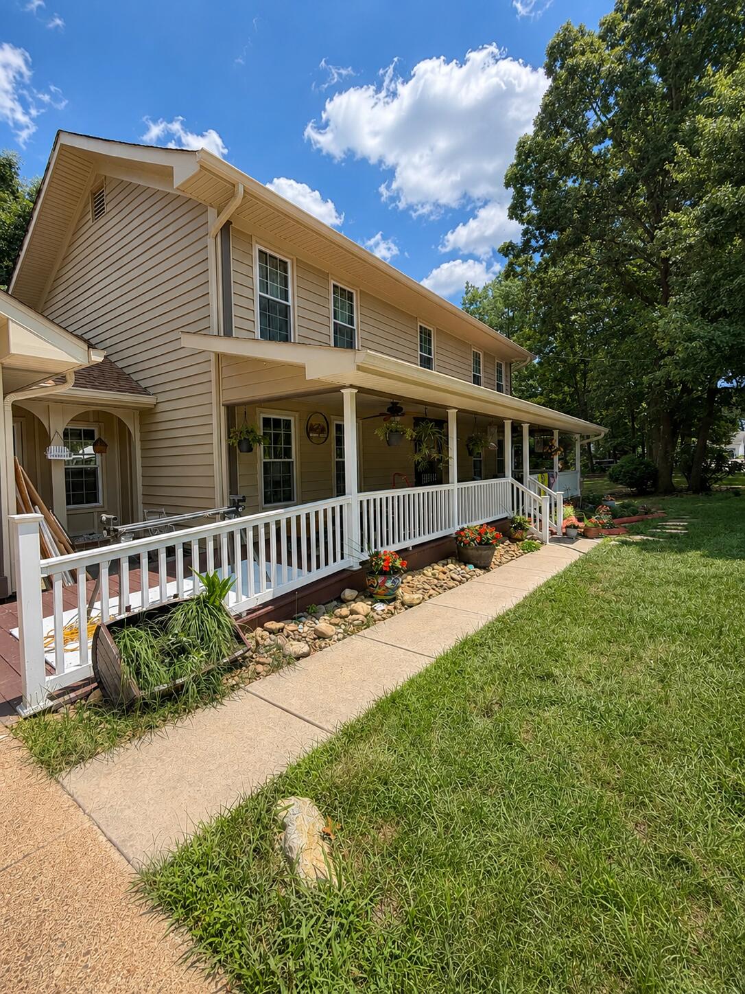 9515 Timberlog Drive