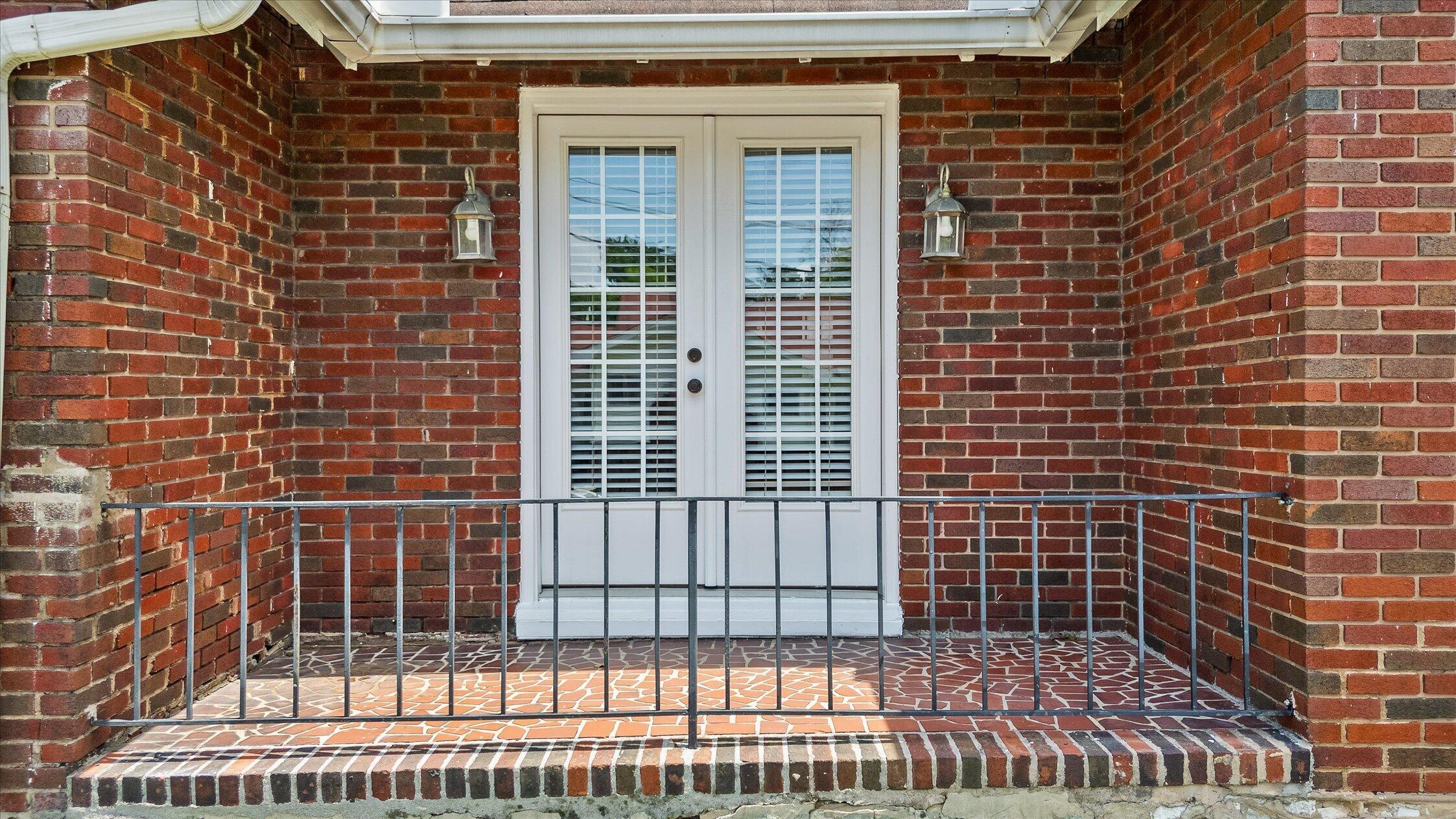 1700 Vance Avenue