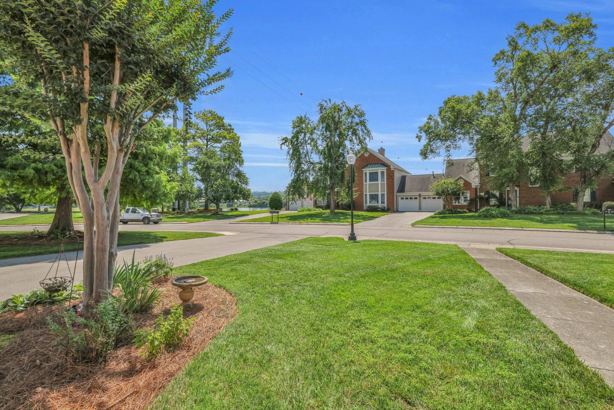 1516 Heritage Landing Drive