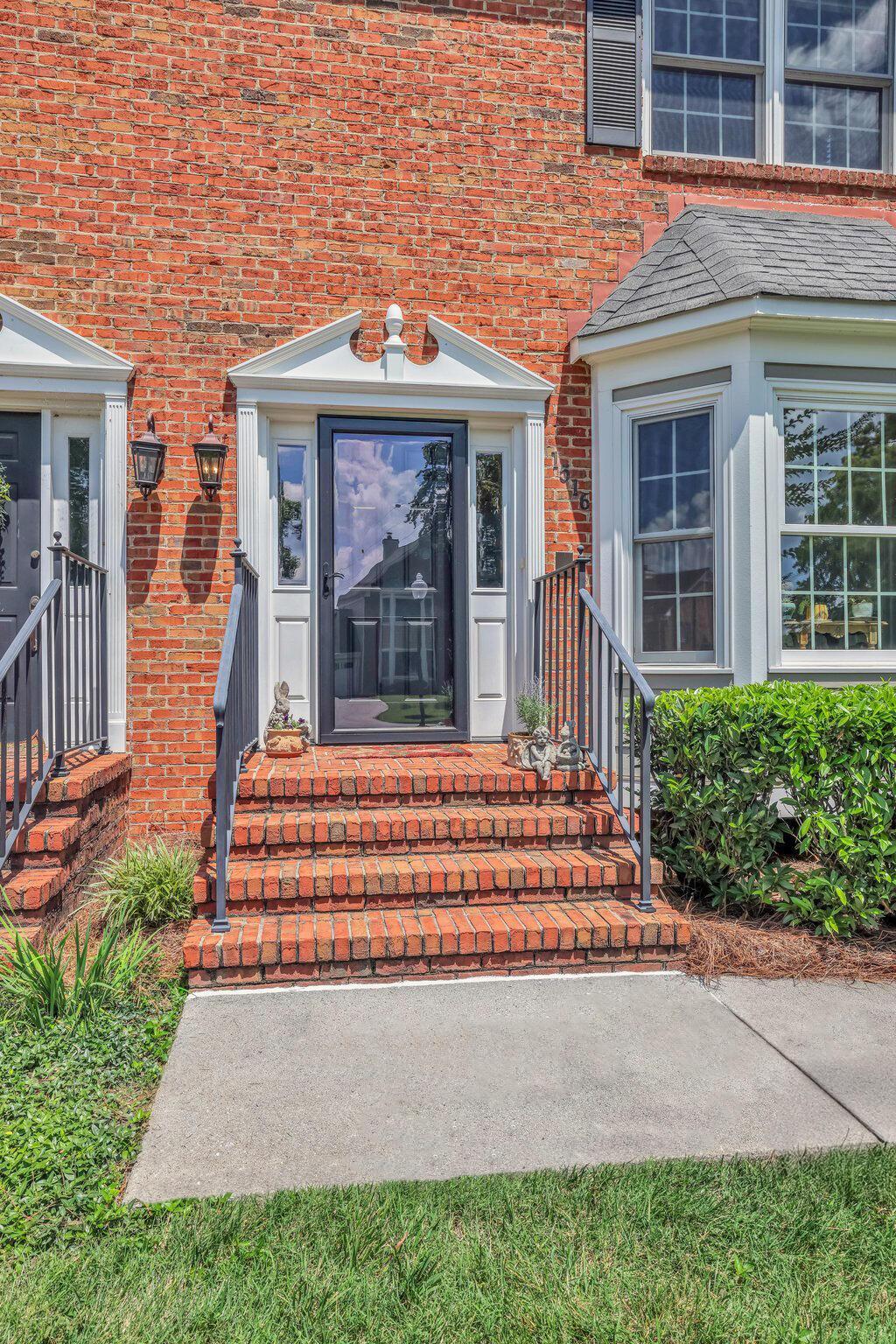1516 Heritage Landing Drive
