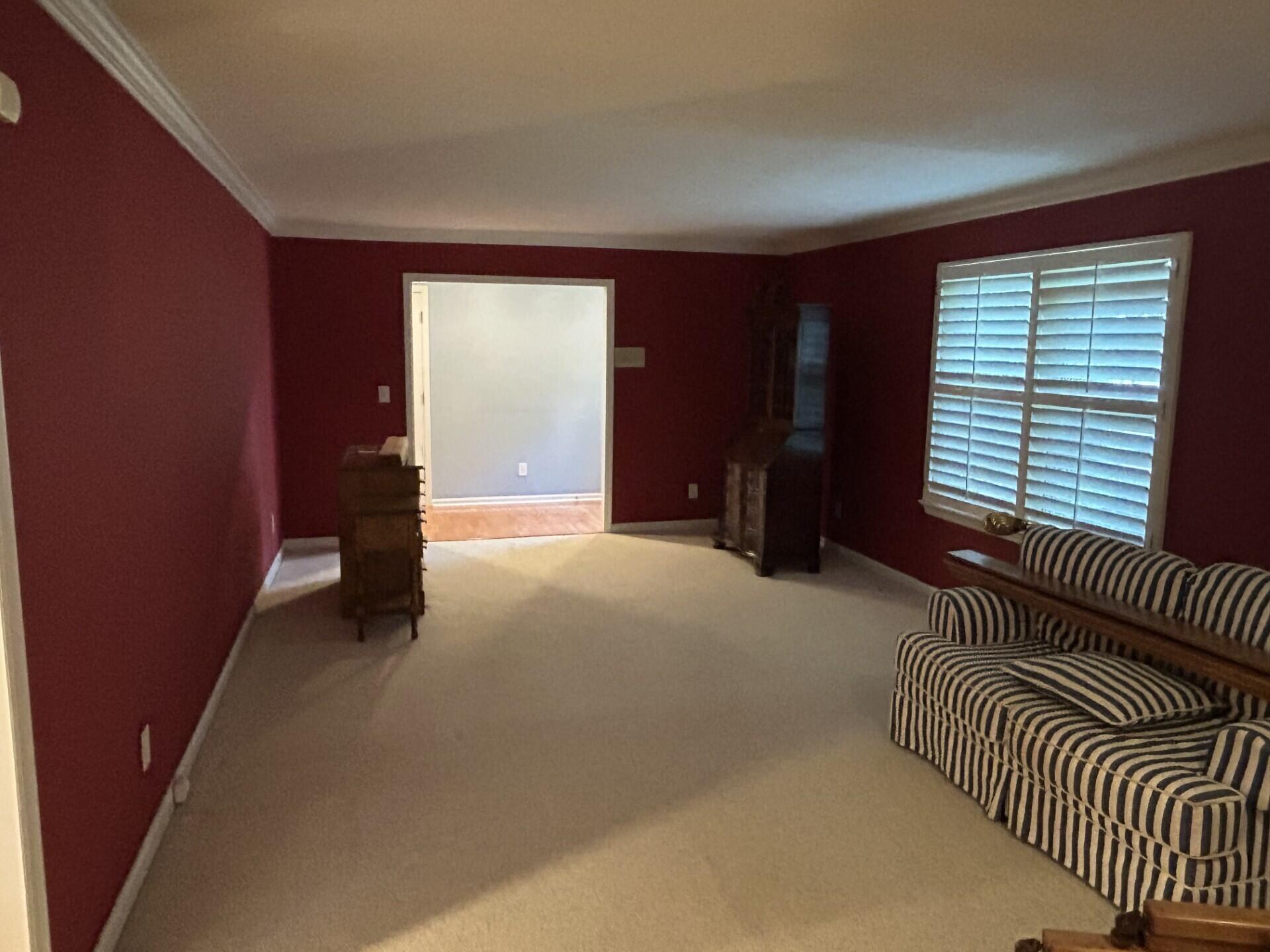 988 Stone Crest Circle
