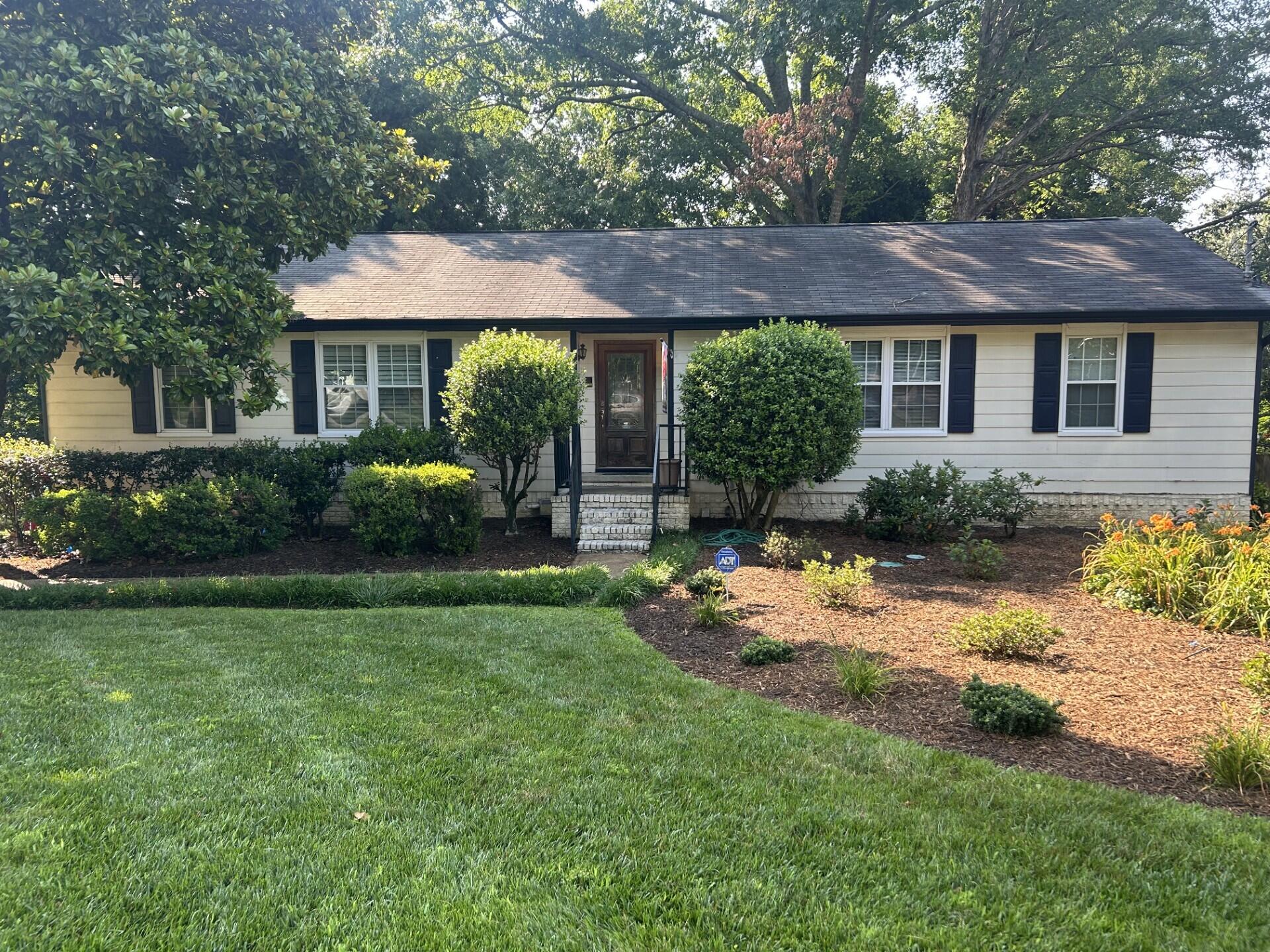 988 Stone Crest Circle