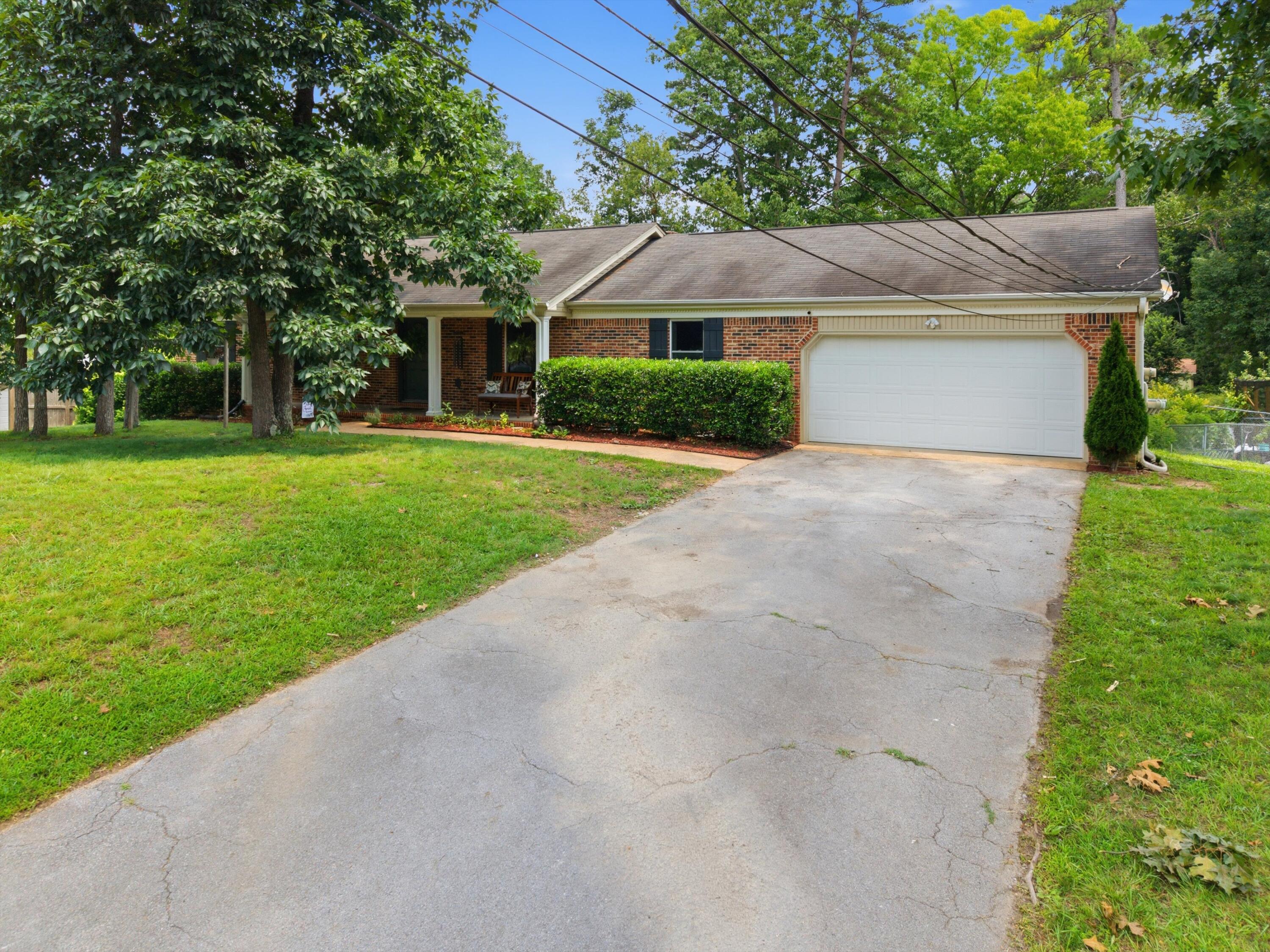 9511 Timberlog Drive