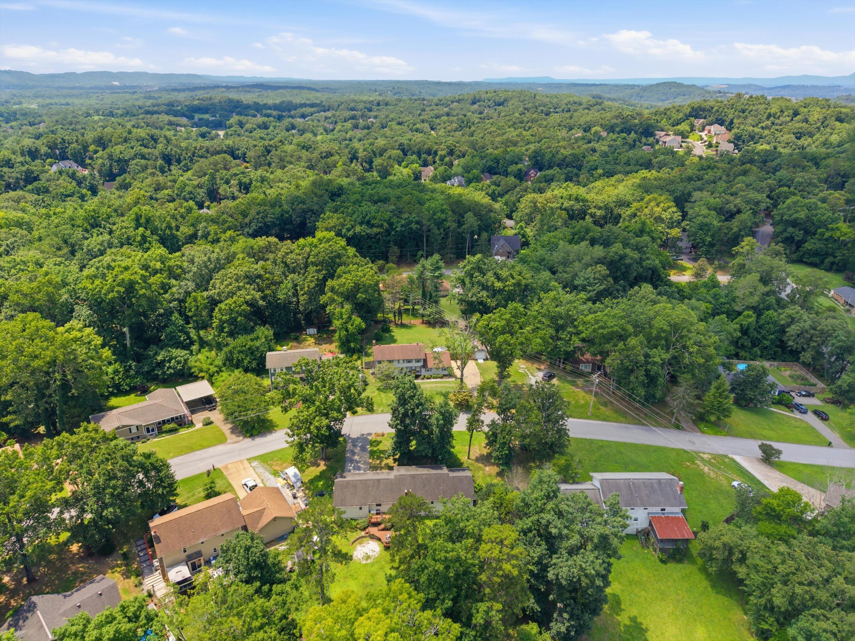9511 Timberlog Drive