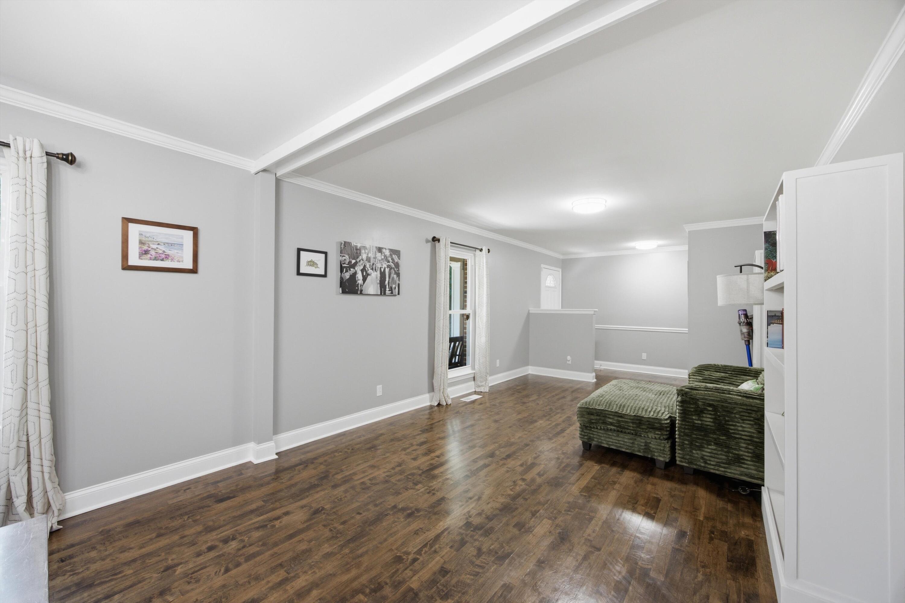 9511 Timberlog Drive