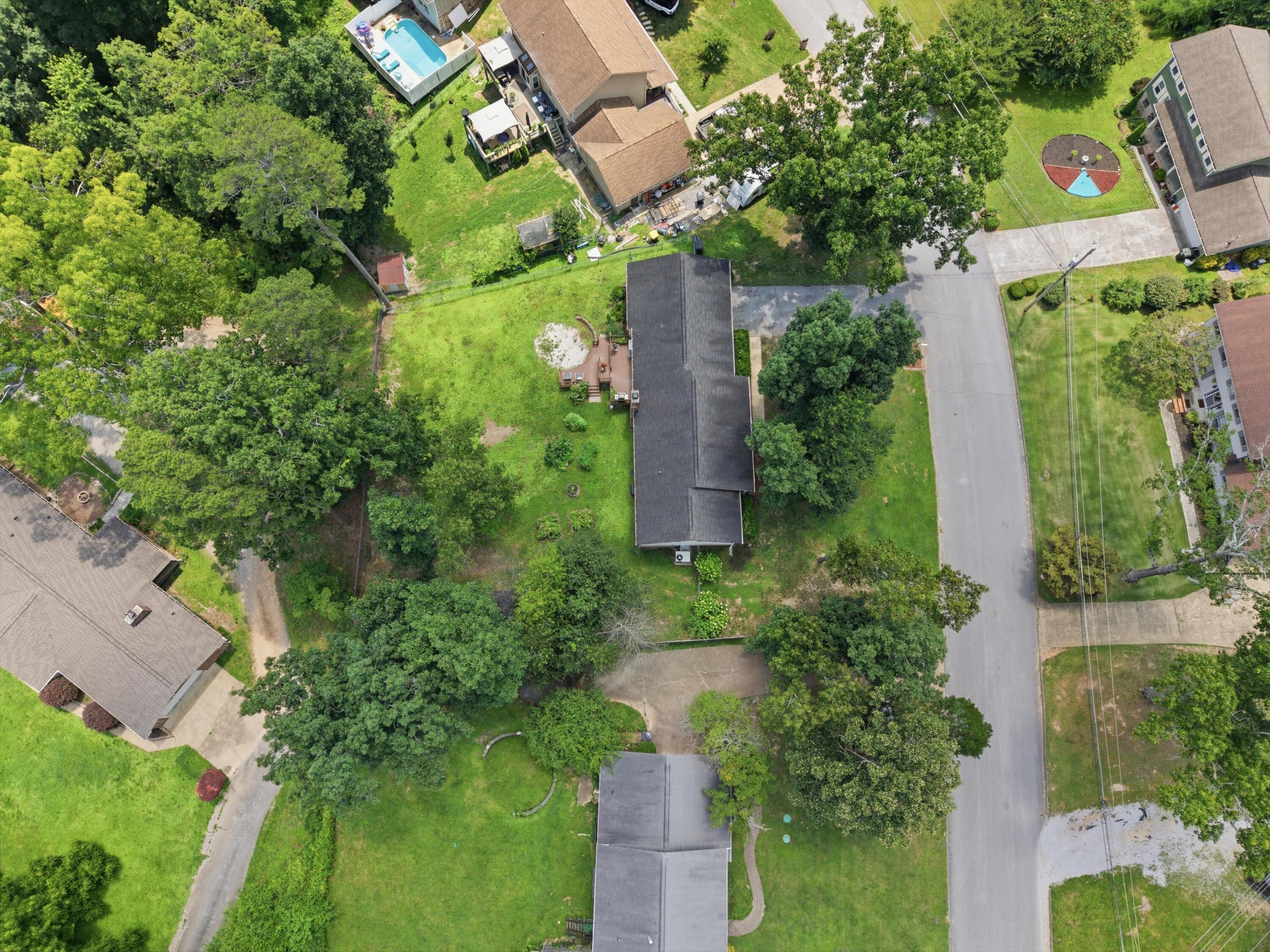 9511 Timberlog Drive