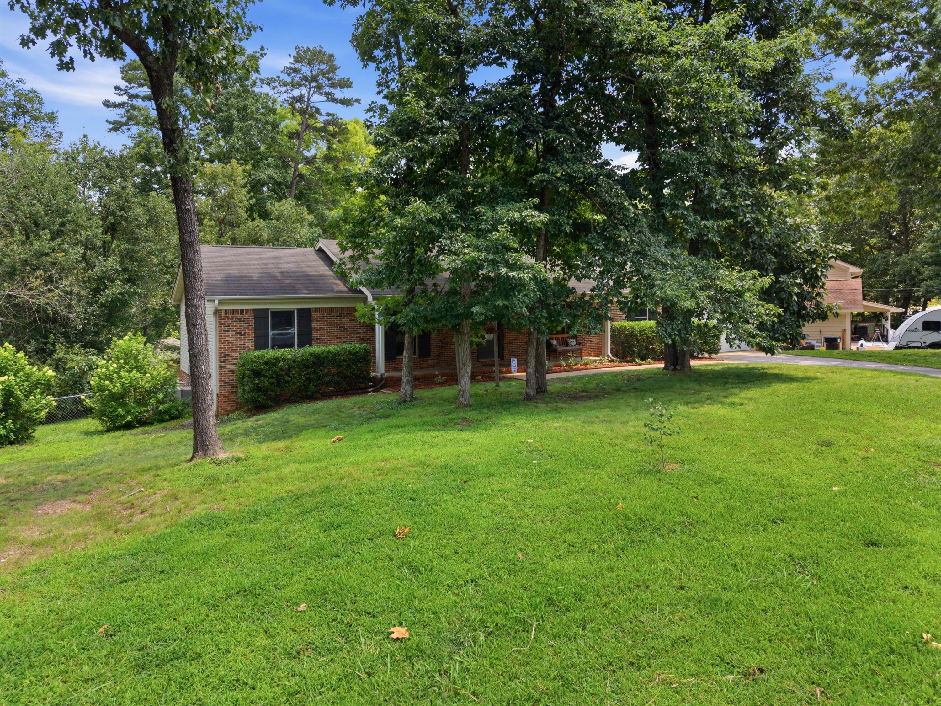 9511 Timberlog Drive