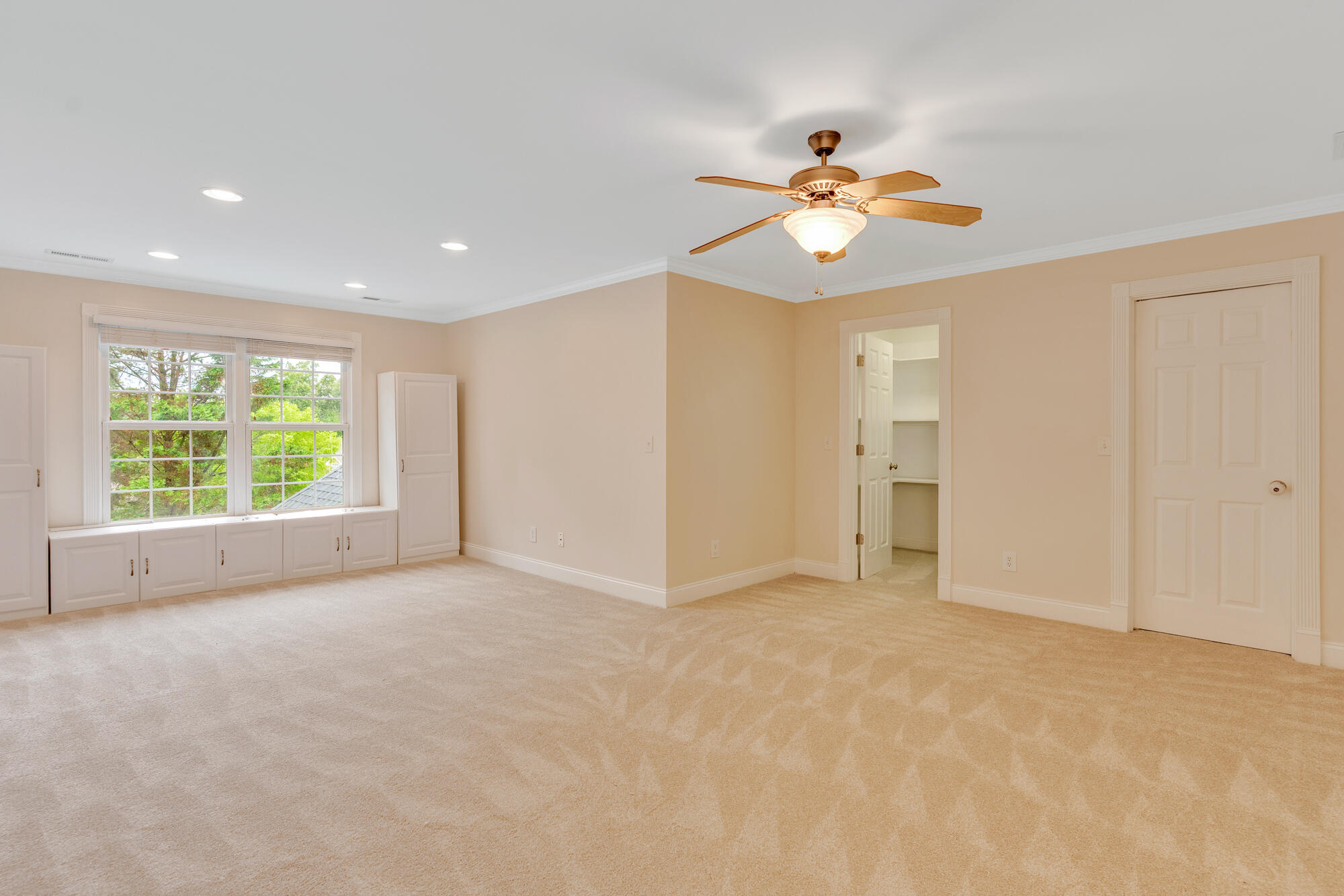 9237 Leaf Brook Lane