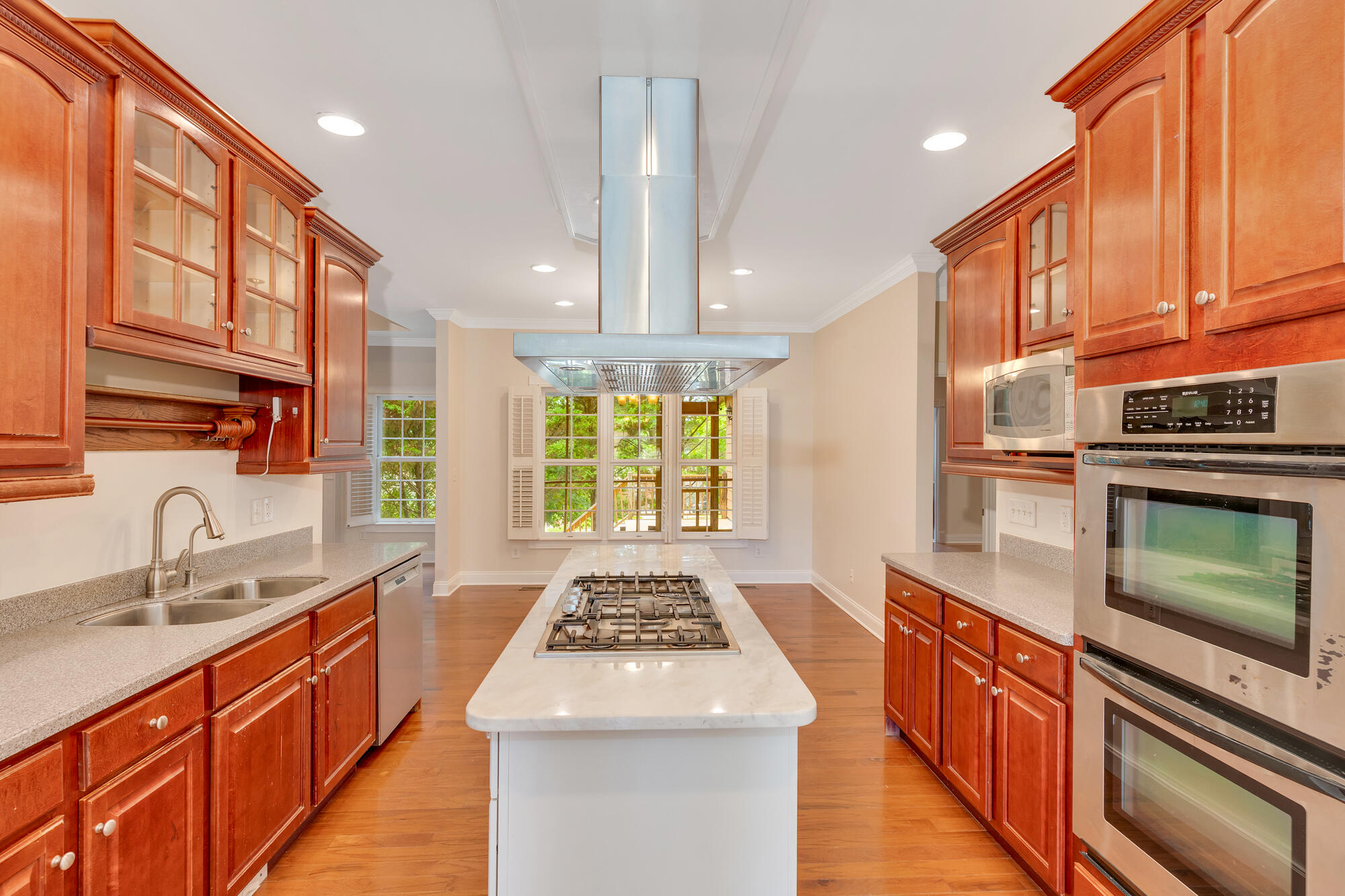 9237 Leaf Brook Lane