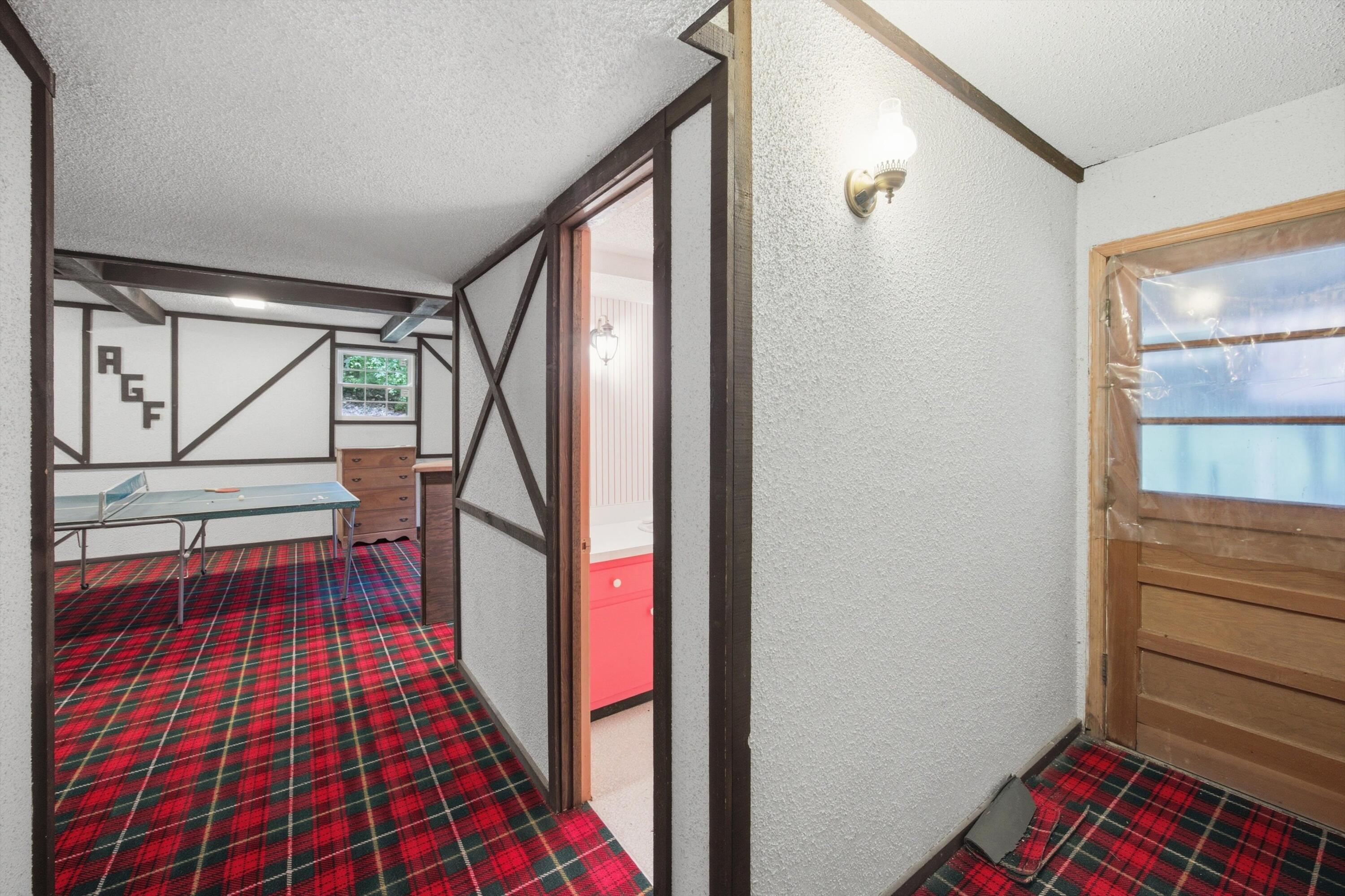 914 Glamis Circle