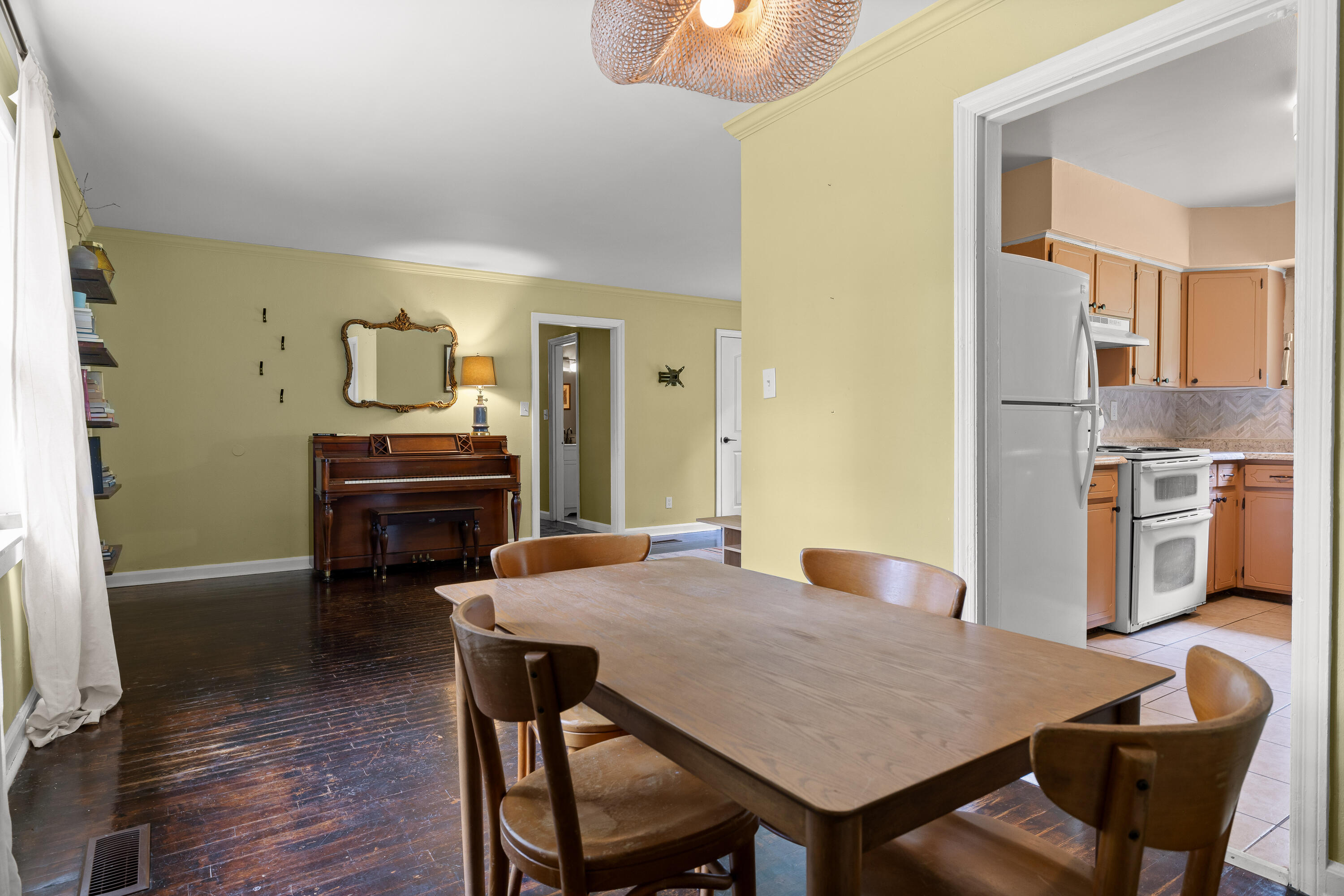 1731 Jeanaga Trail