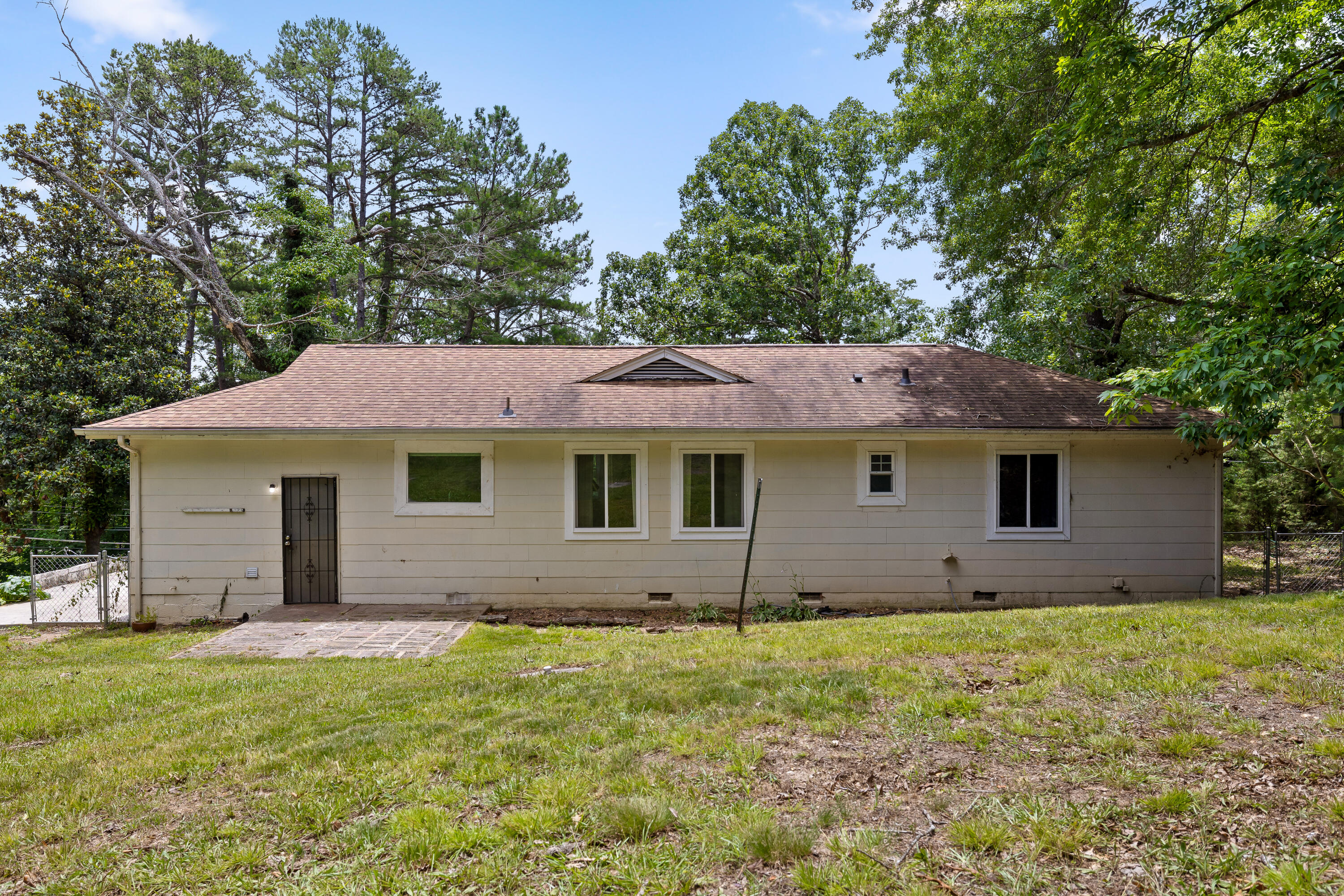 1731 Jeanaga Trail