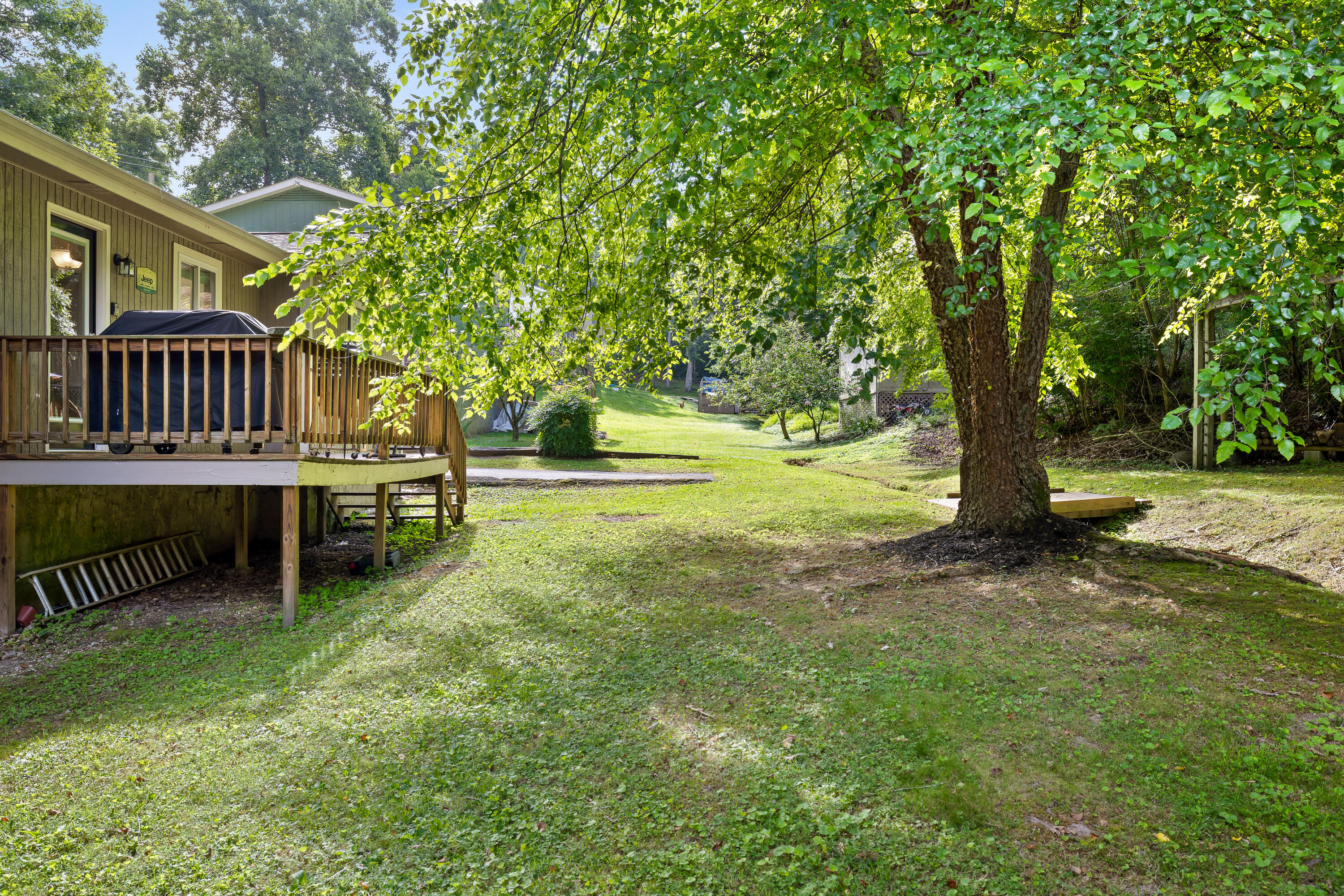 8925 E Ridge Trail Road