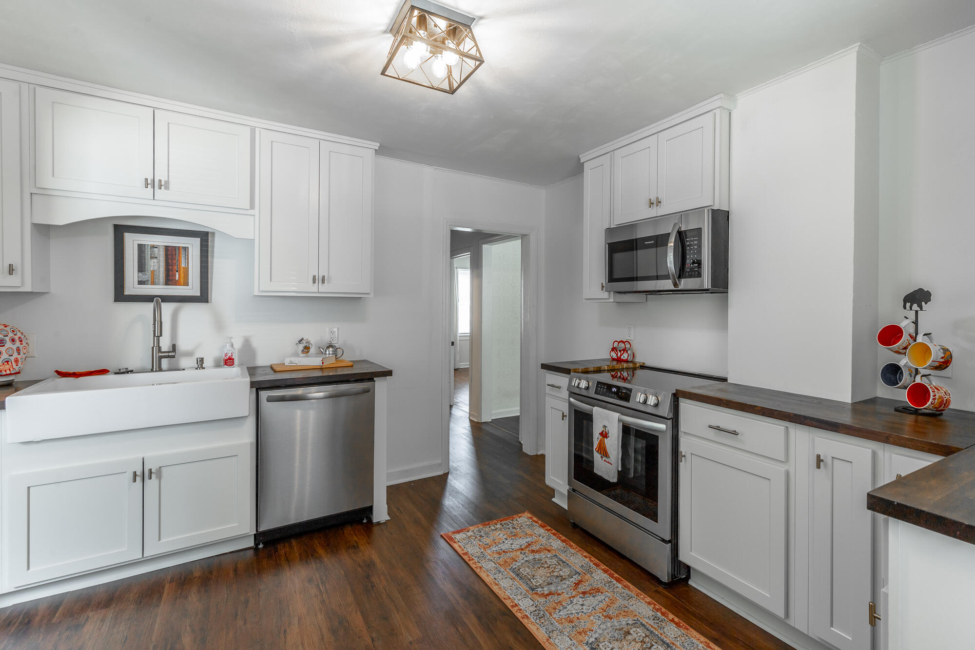 10061 Central Drive