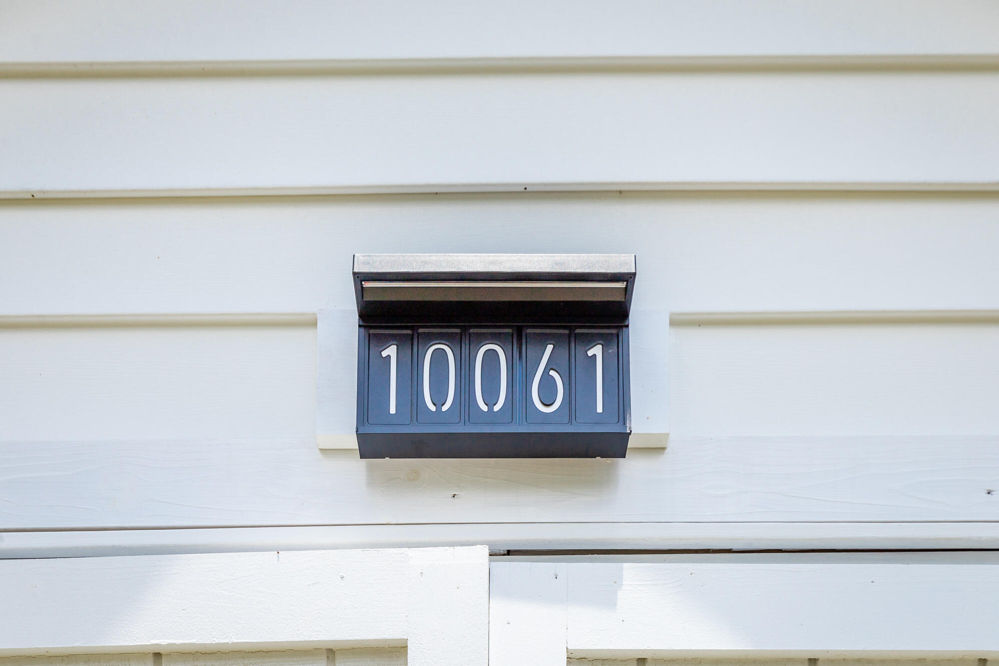 10061 Central Drive
