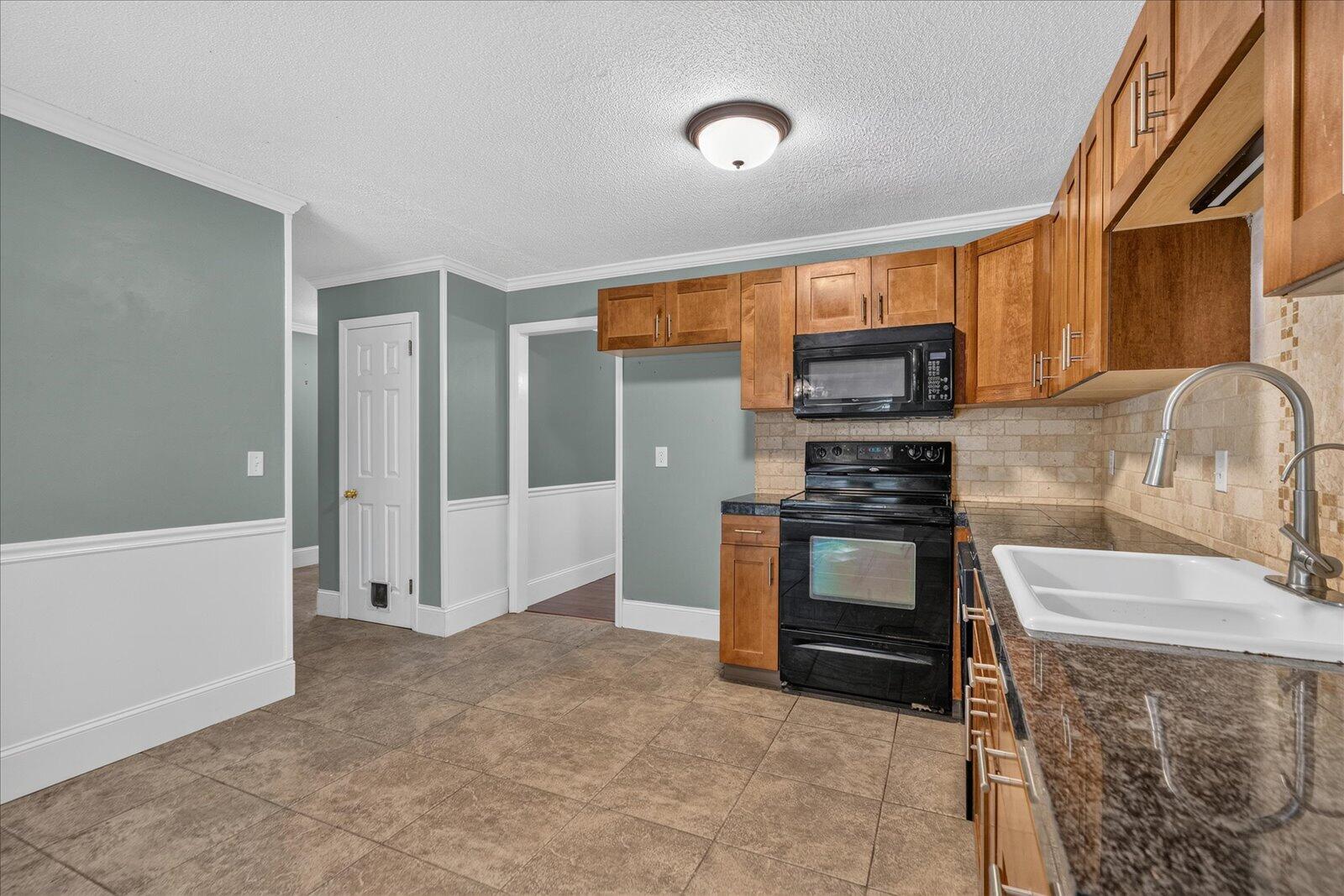 6536 Harbor View Drive