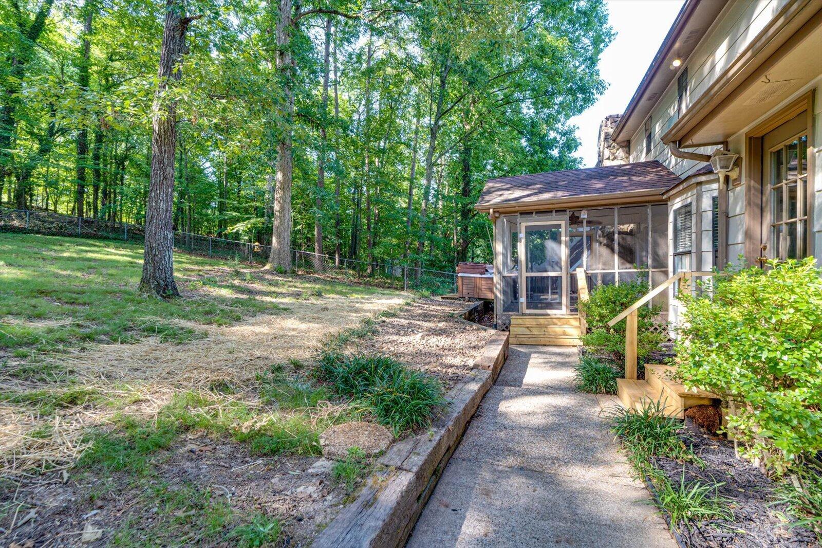 6536 Harbor View Drive