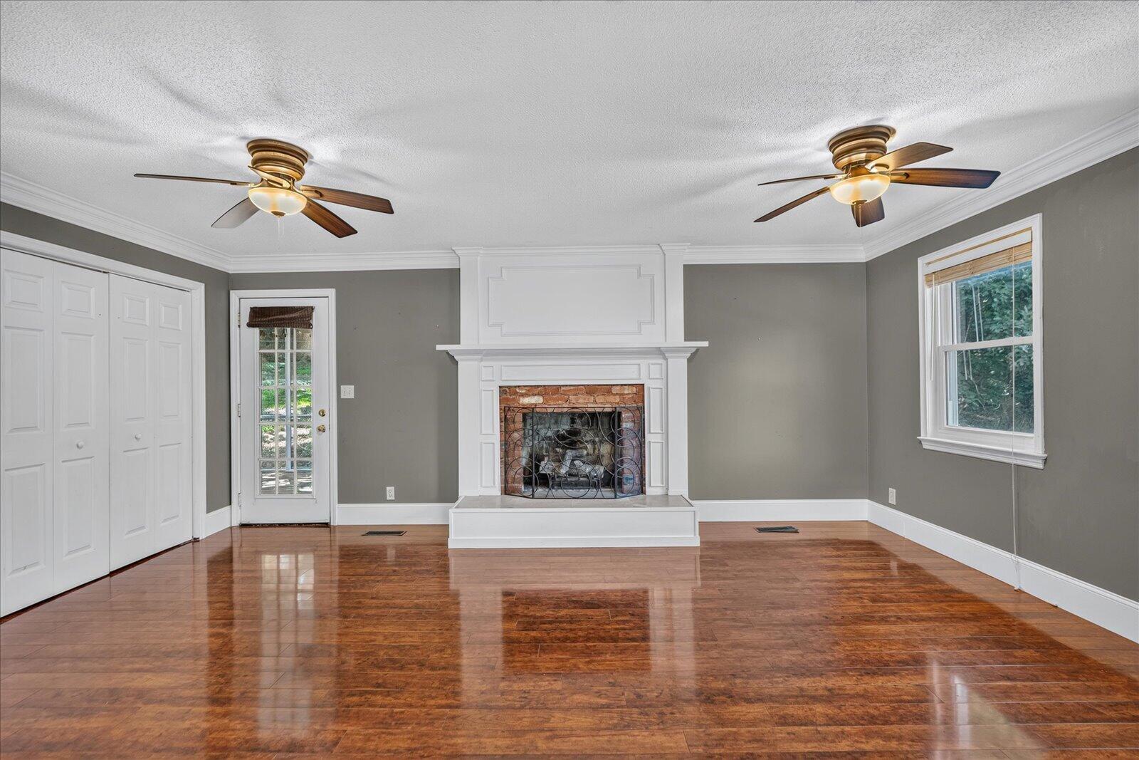 6536 Harbor View Drive