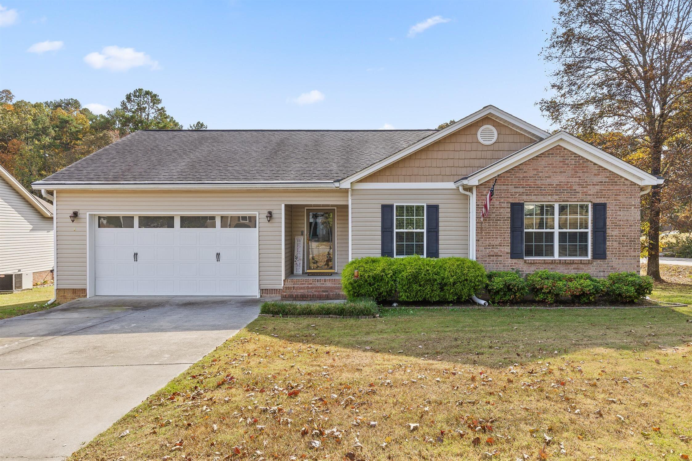 7006 Maple Leaf Lane
