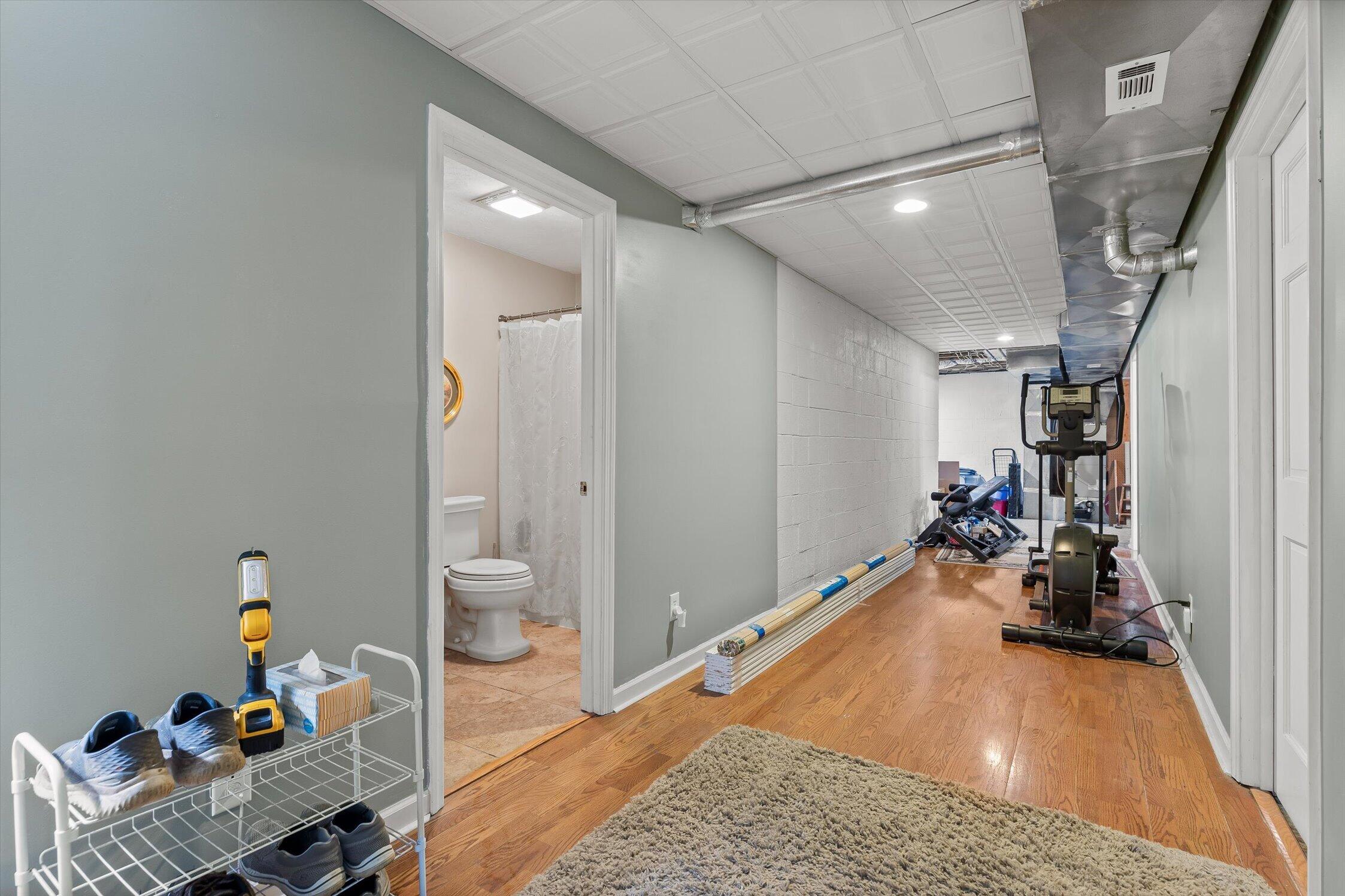 5000 Dellwood Drive