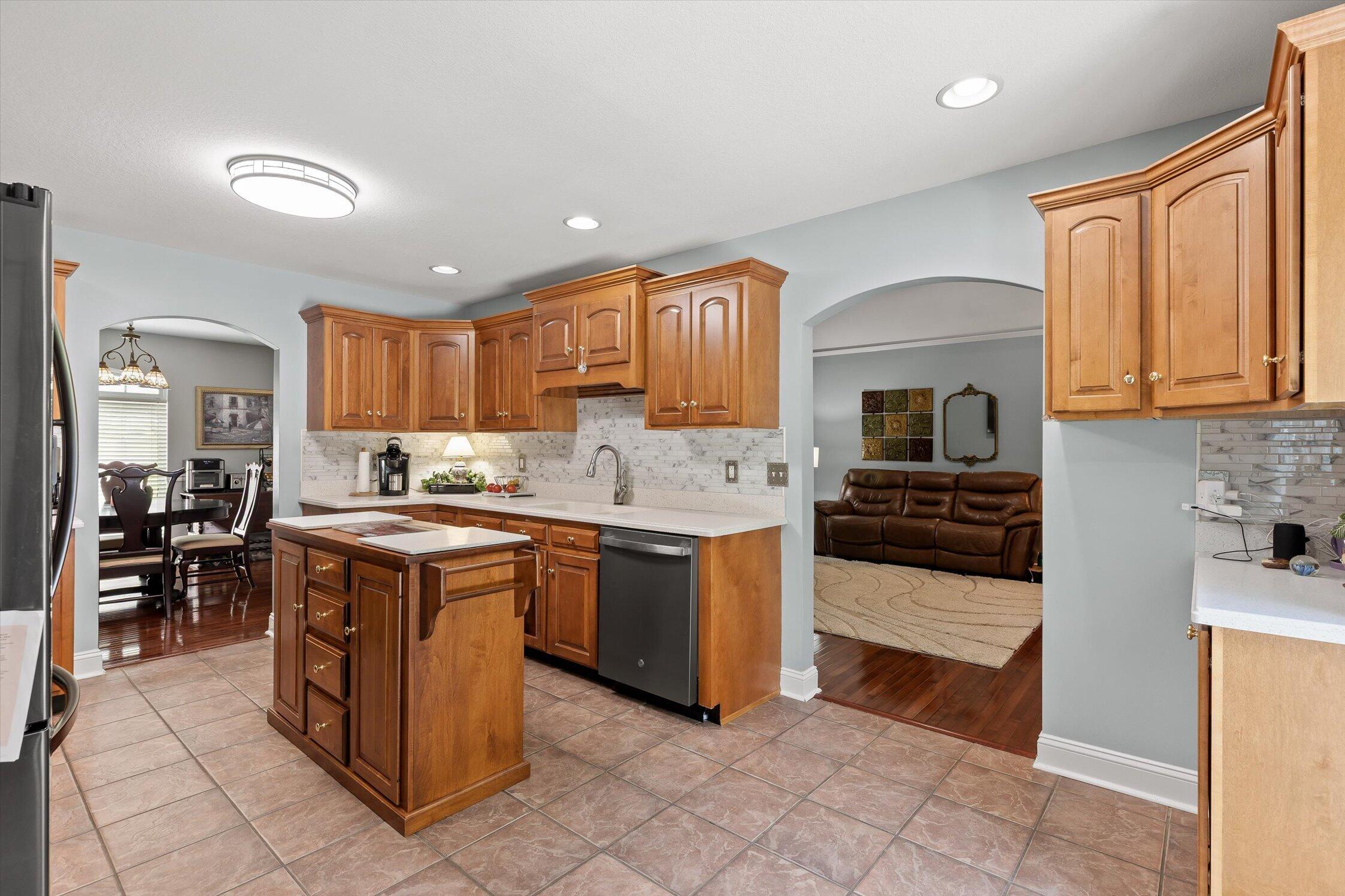 5000 Dellwood Drive