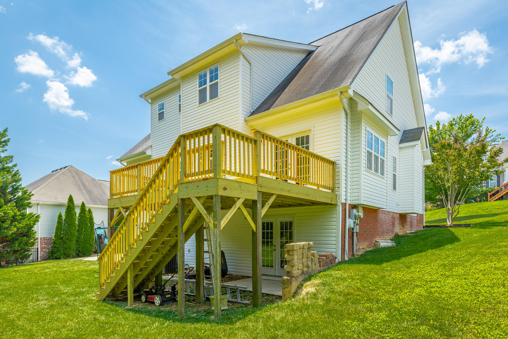 385 Olivia Lane