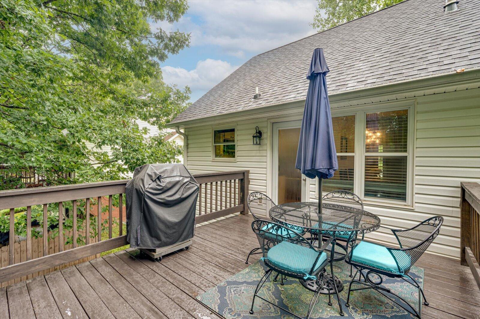 5933 Riley Road
