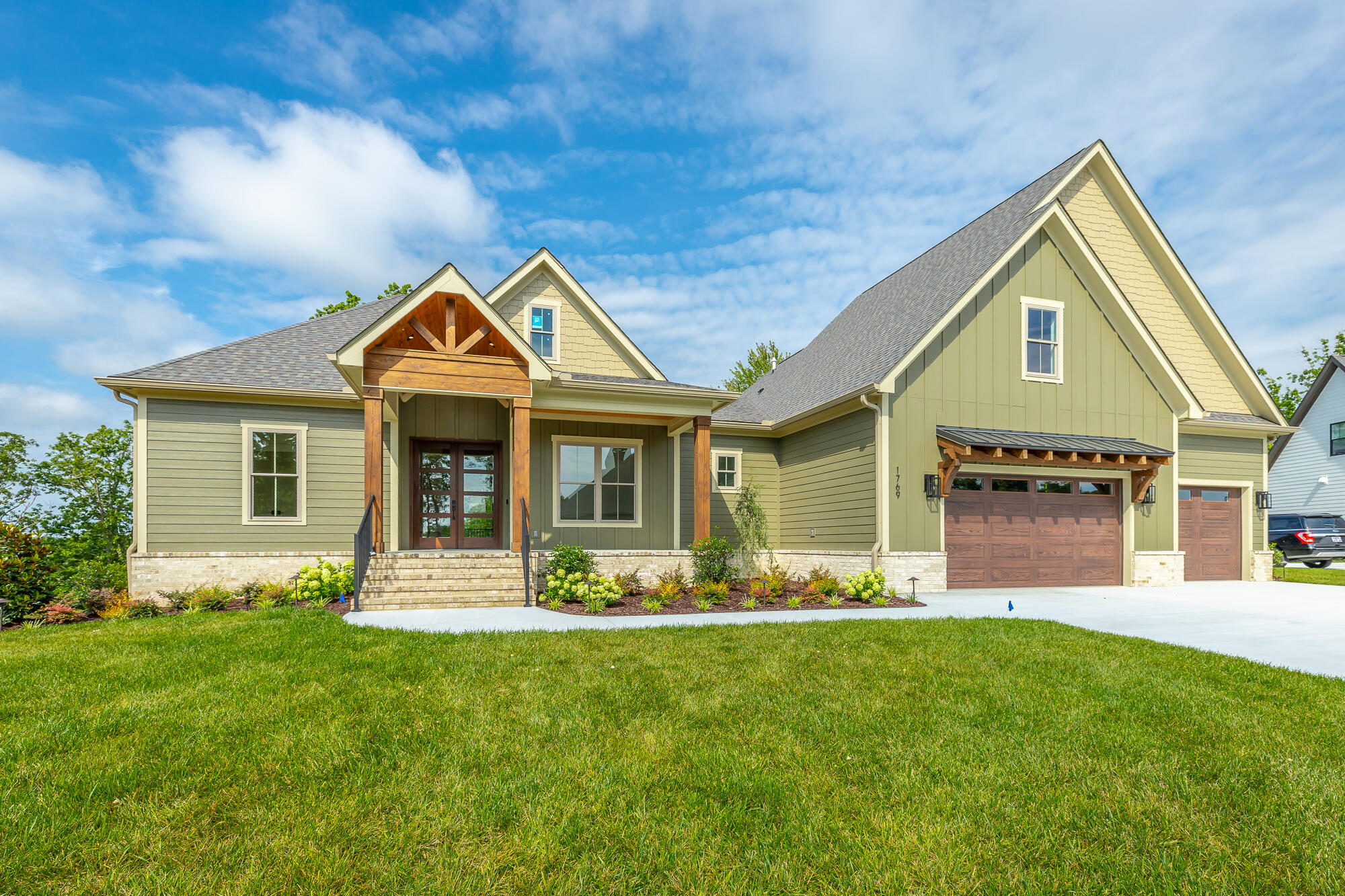 1769 Restful Drive