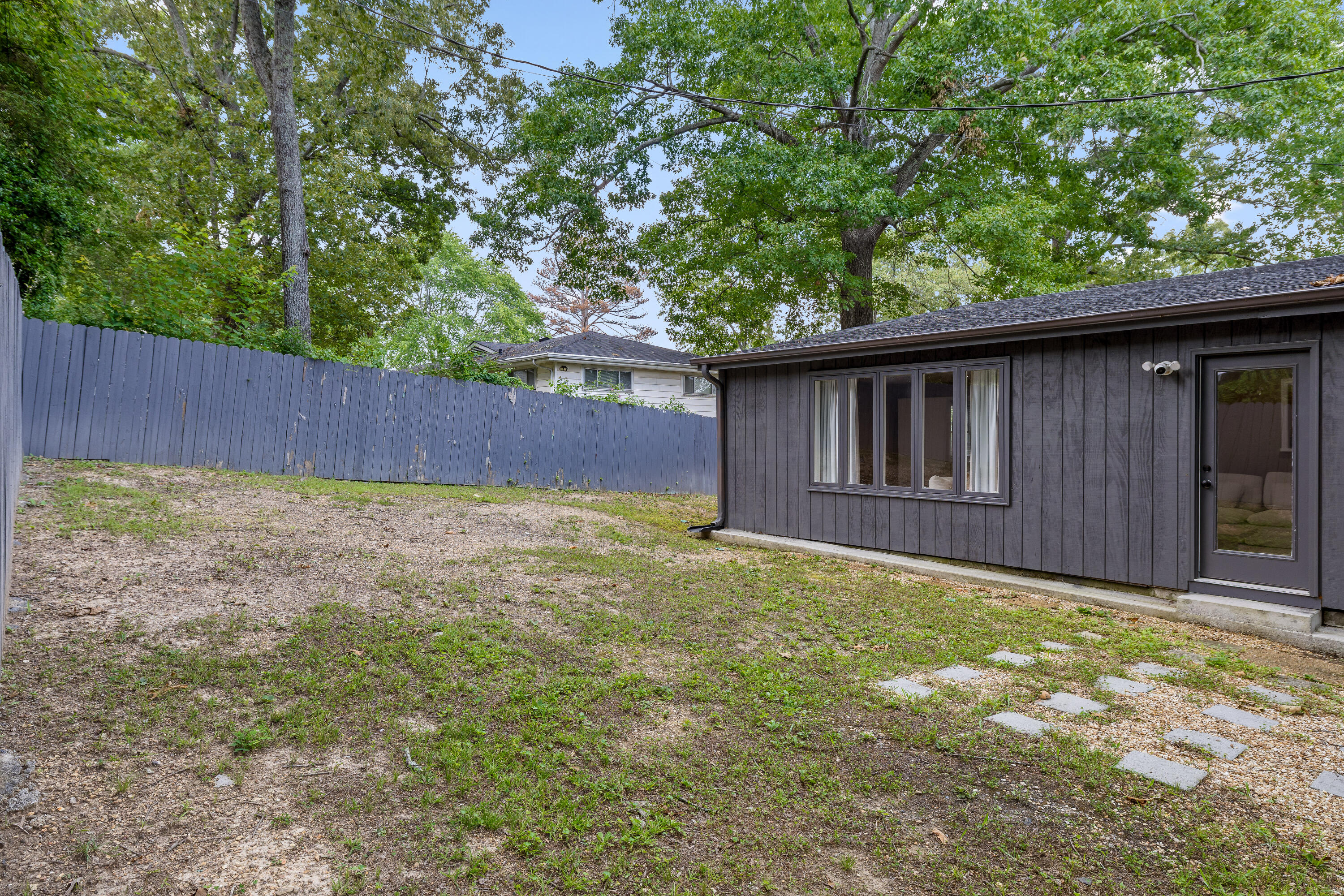3805 Rollingwood Drive