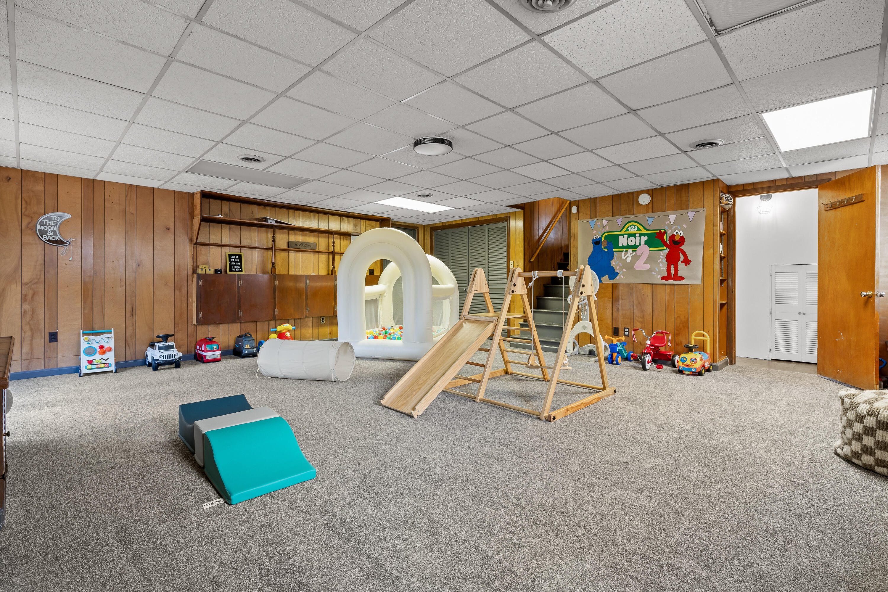 3805 Rollingwood Drive
