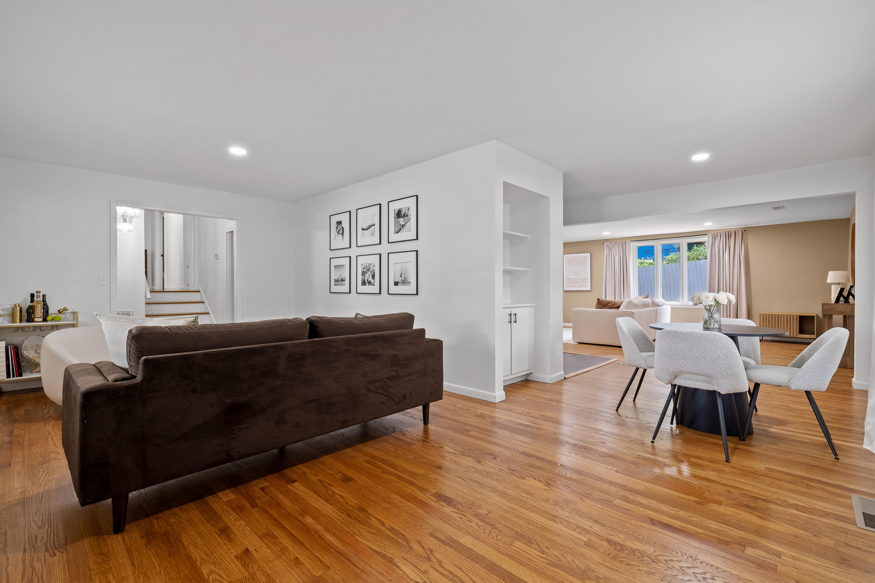 3805 Rollingwood Drive