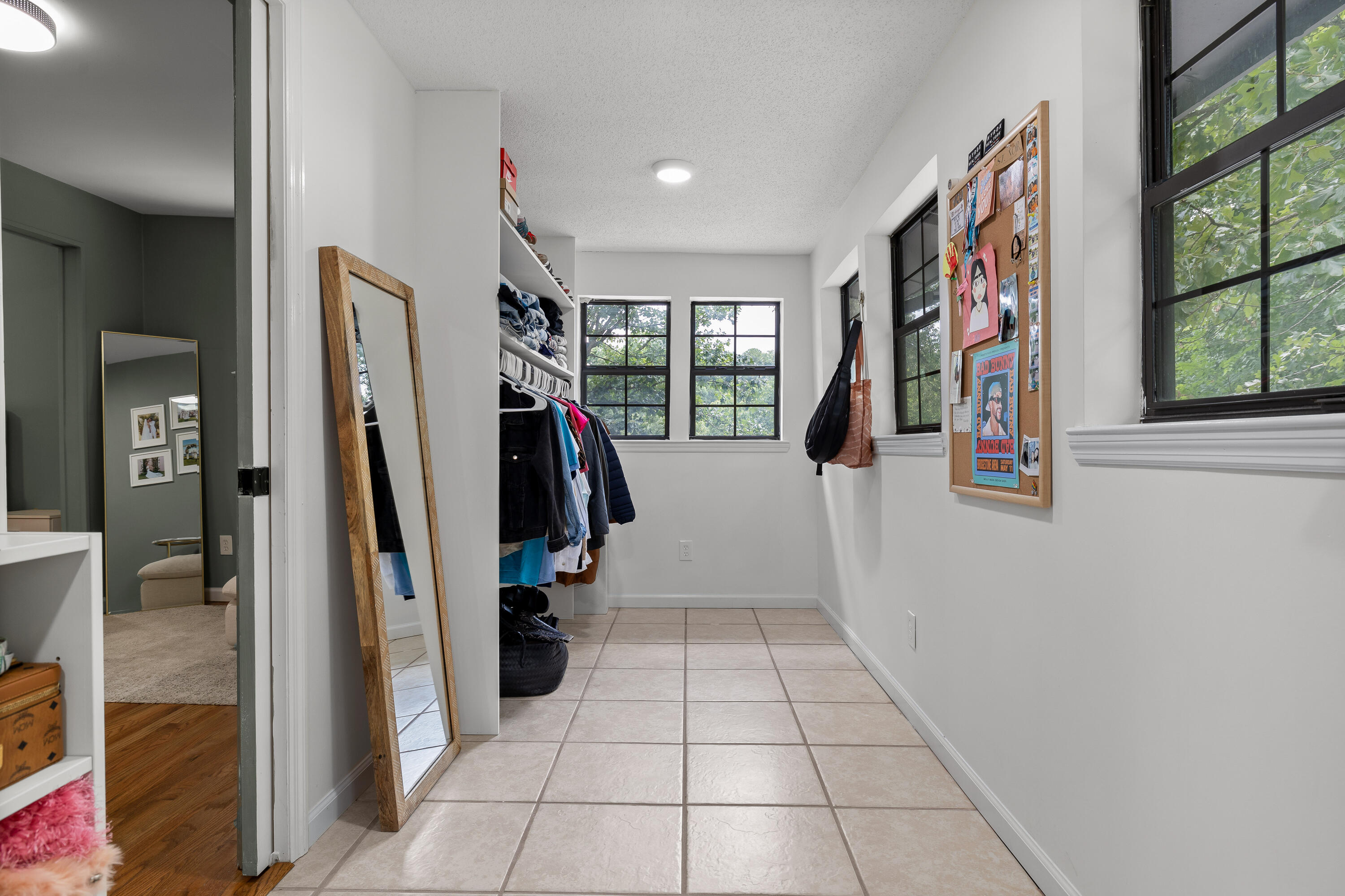 3805 Rollingwood Drive