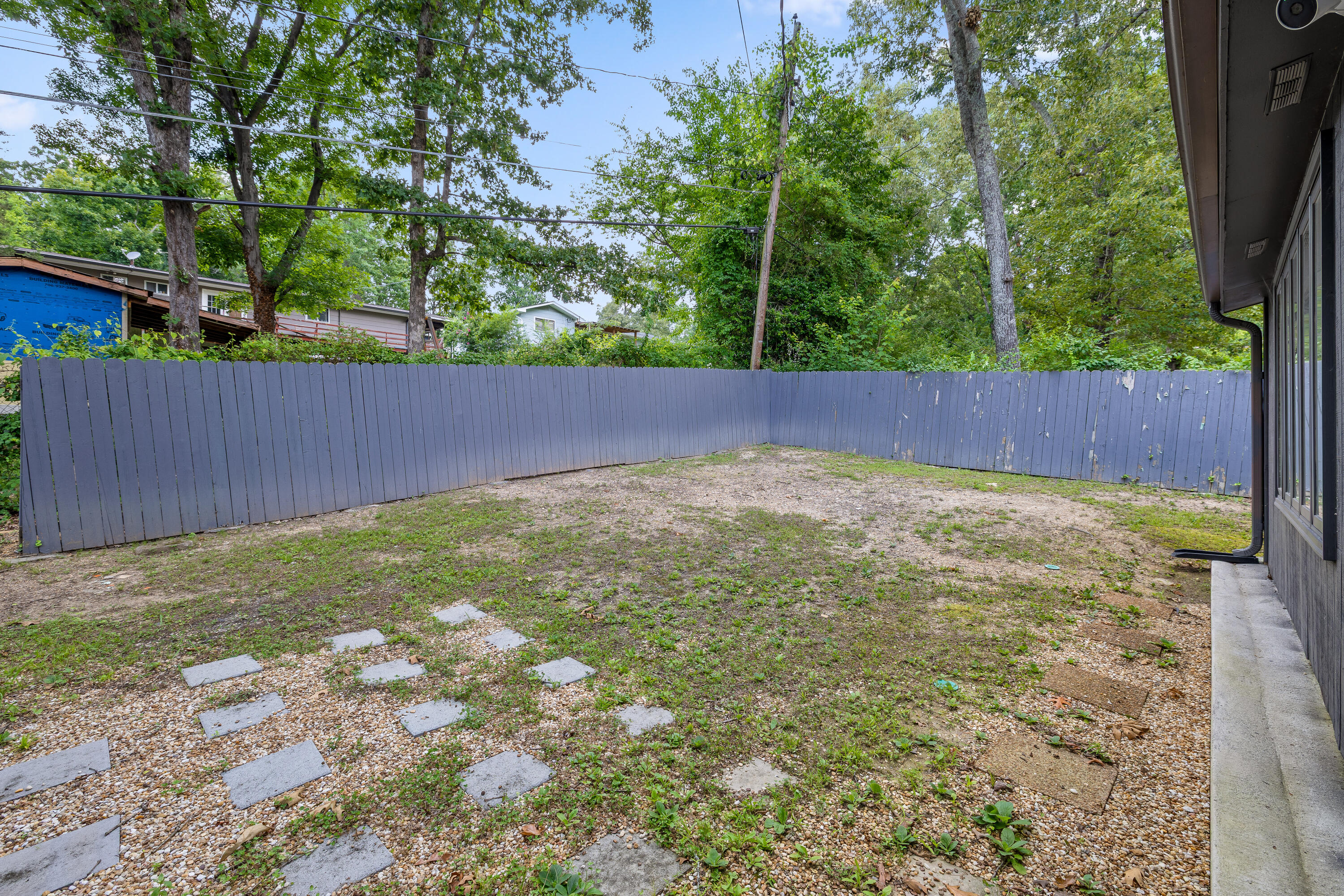 3805 Rollingwood Drive