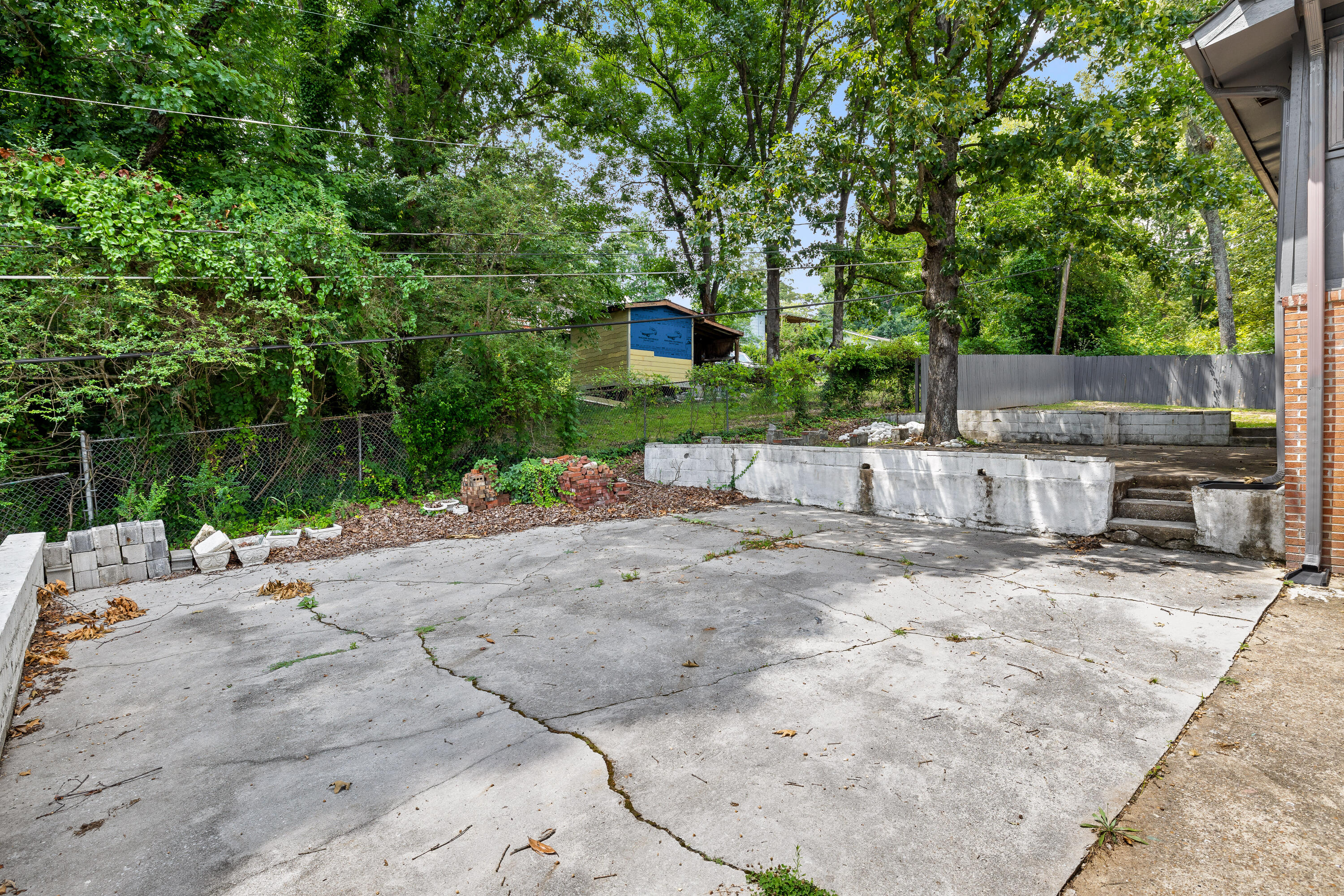 3805 Rollingwood Drive